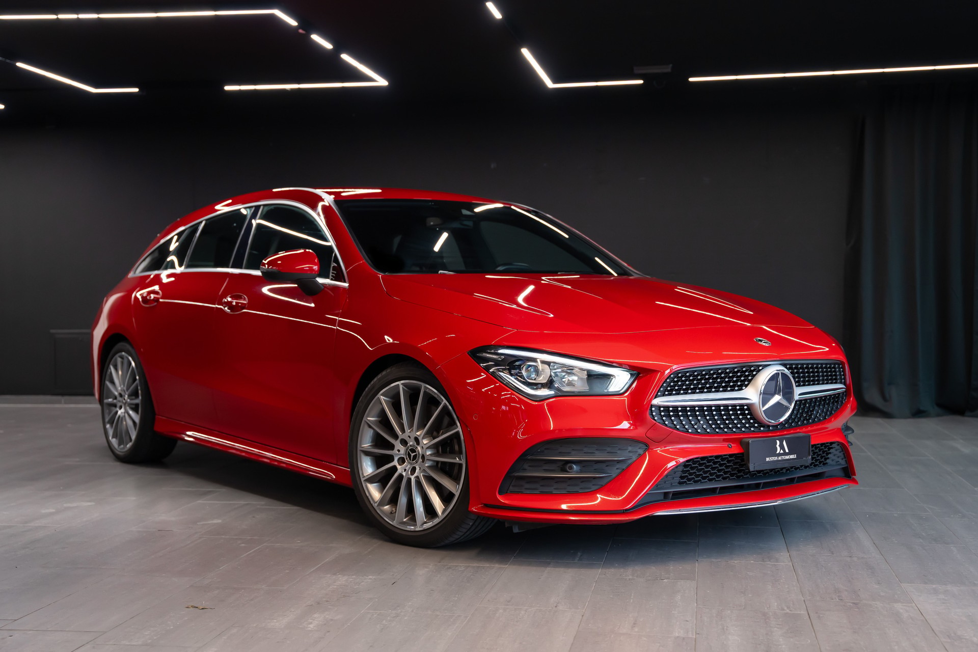 MERCEDES-BENZ Shooting Brake 220 7G-DCT AMG Line / 8 Fach Felgen/Pneu / Night Paket / 1. Hand-image-0