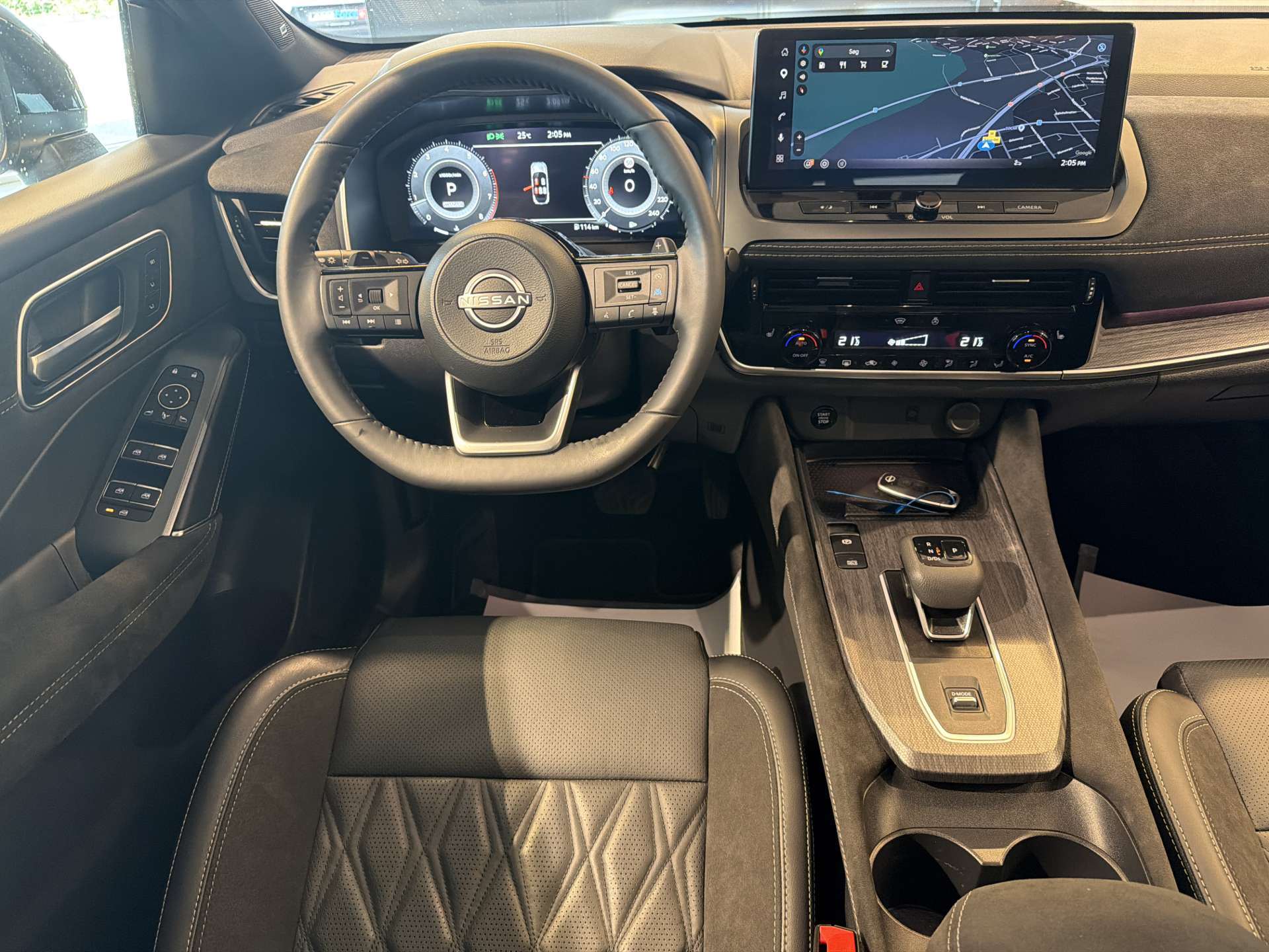 NISSAN Qashqai 1.3 DIG-T MHEV Tekna+ Xtronic-Automat-image-4