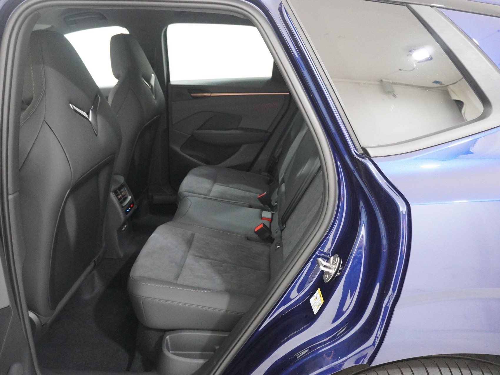 CUPRA Terramar 2.0 TSI VZ 4Drive DSG-image-8