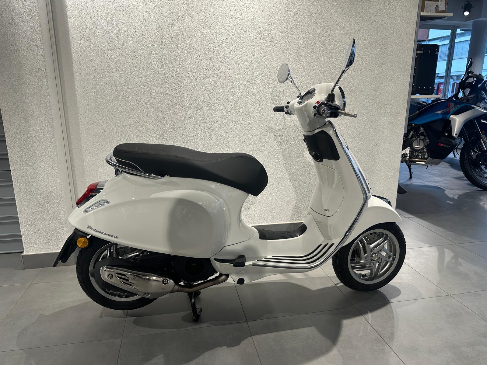 PIAGGIO Vespa 125 Primavera | Neu | 125cc | Garantie-showroom-element-2