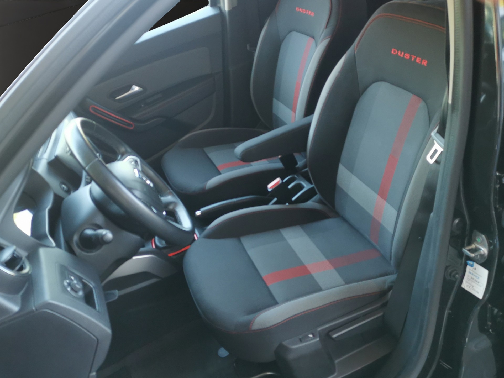 DACIA Duster TCe 150 Ultimate 4x4-image-10