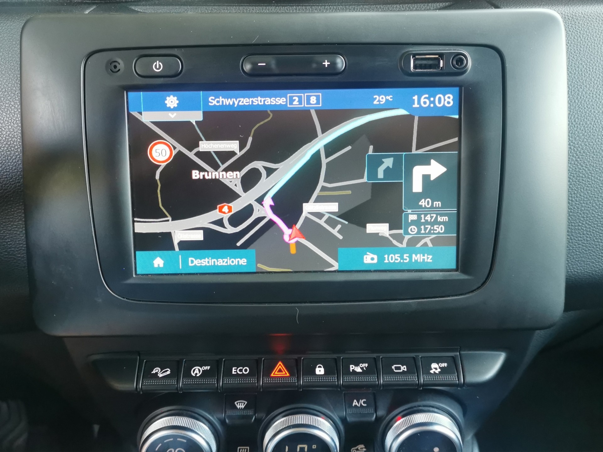 DACIA Duster TCe 150 Ultimate 4x4-image-18