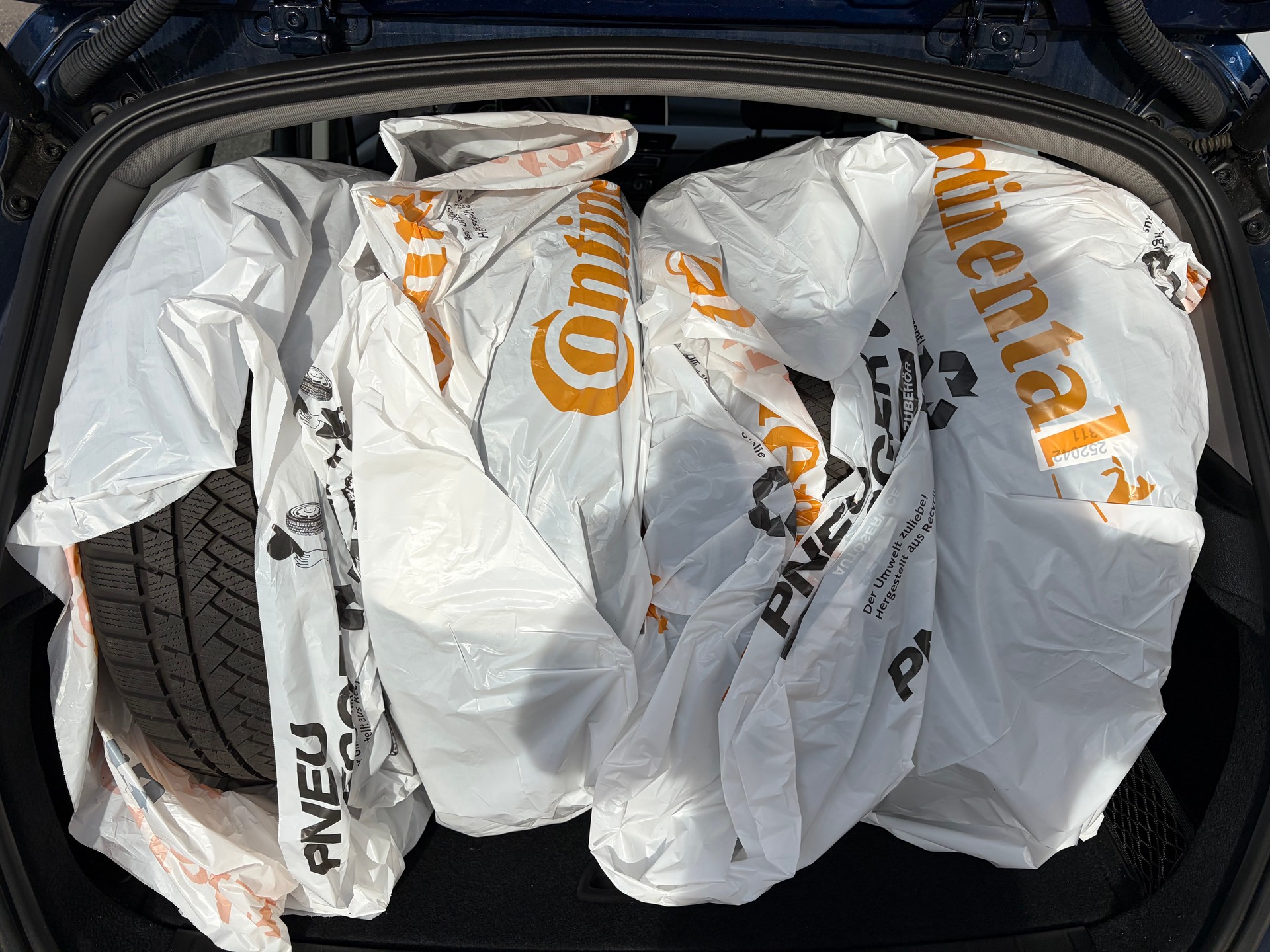BMW X1 xDrive 20d Steptronic-image-5