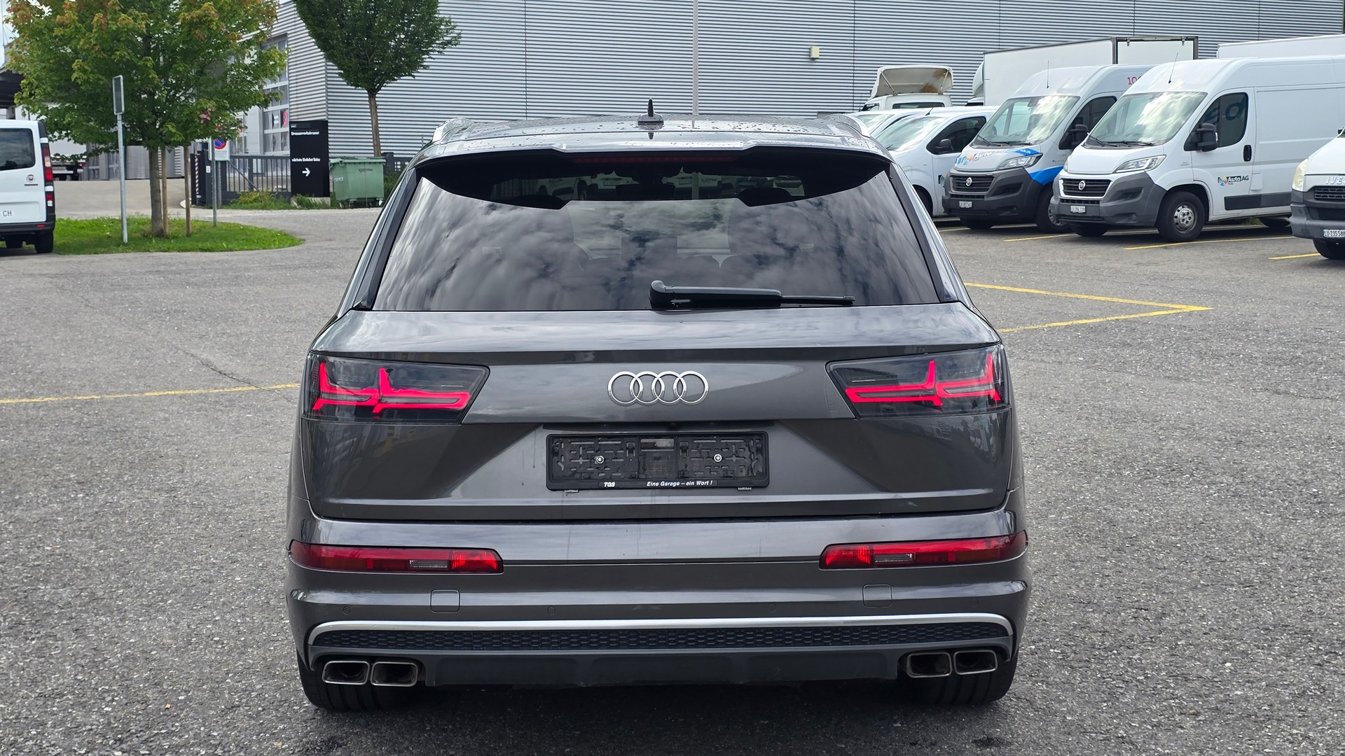 AUDI SQ7 4.0 TDI quattro tiptronic-image-5