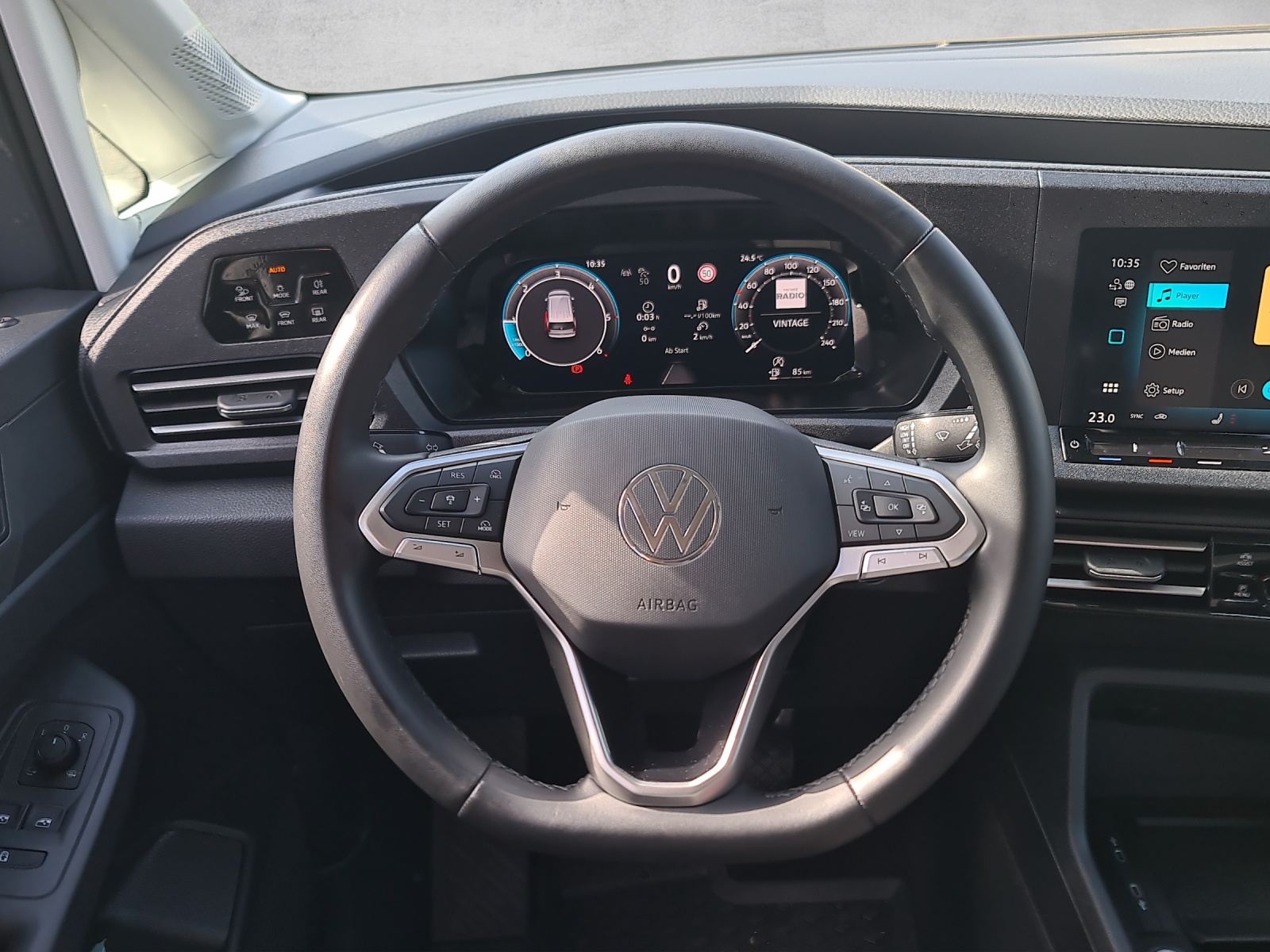 VW Caddy Maxi 2.0 TDI Life 4Motion-image-15