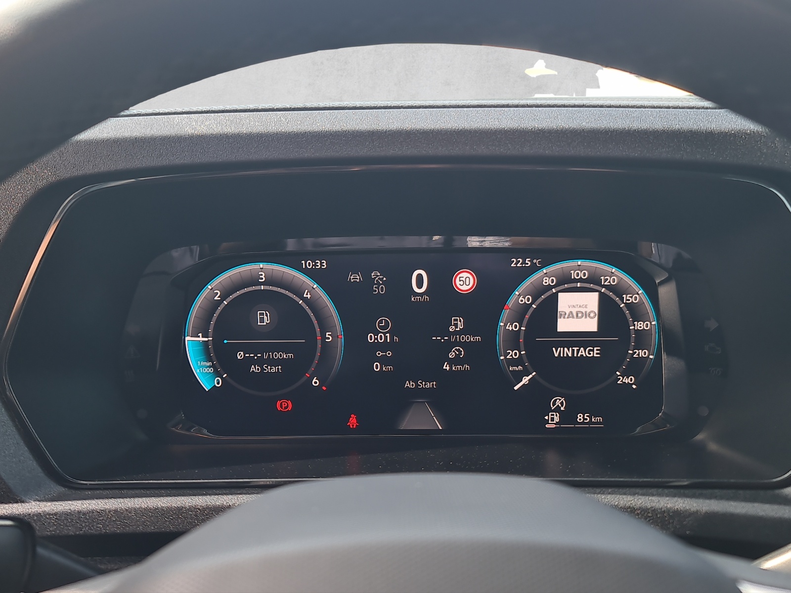 VW Caddy Maxi 2.0 TDI Life 4Motion-image-16