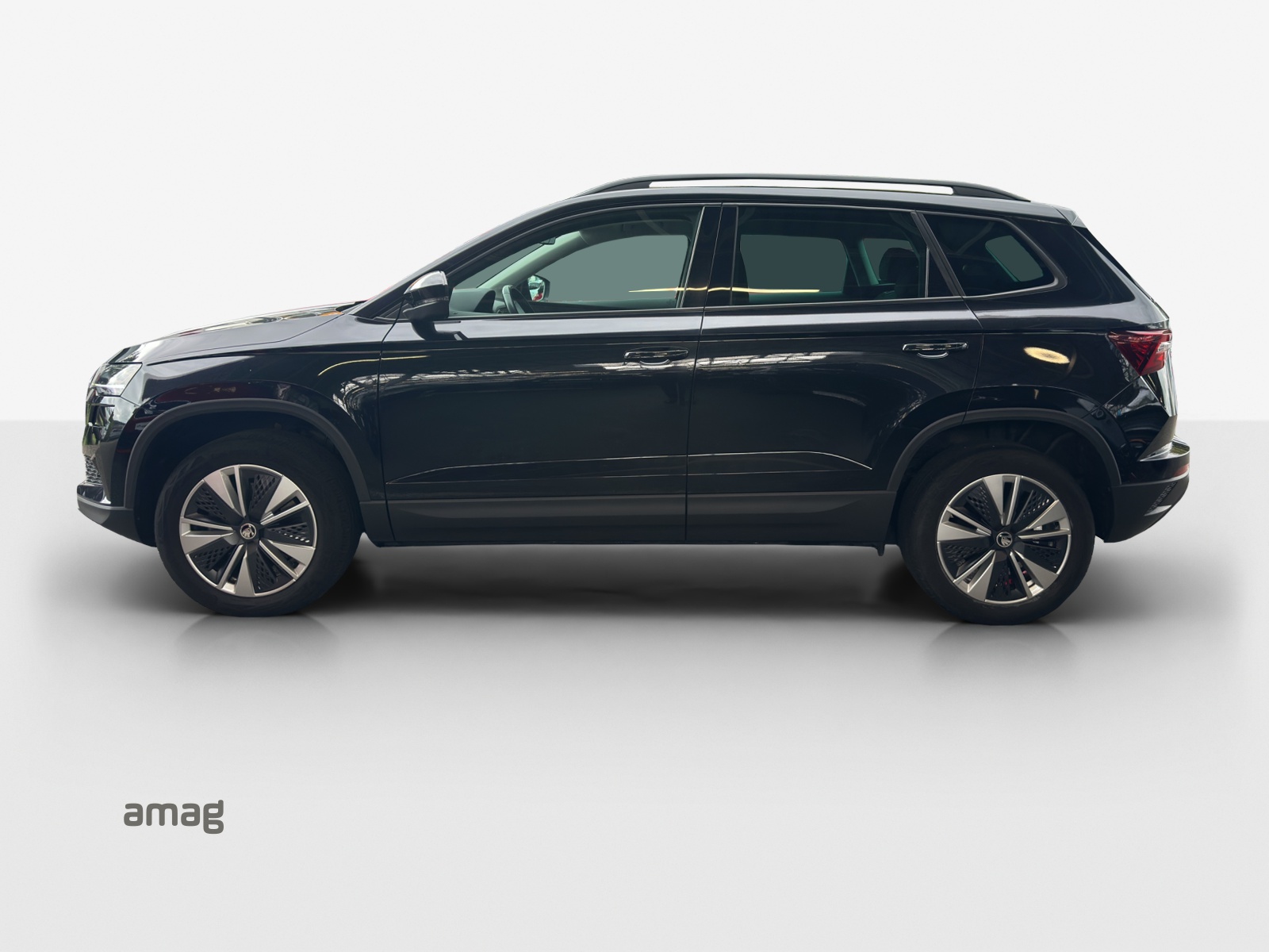 SKODA Karoq 1.5 TSI Ambition DSG-showroom-element-1