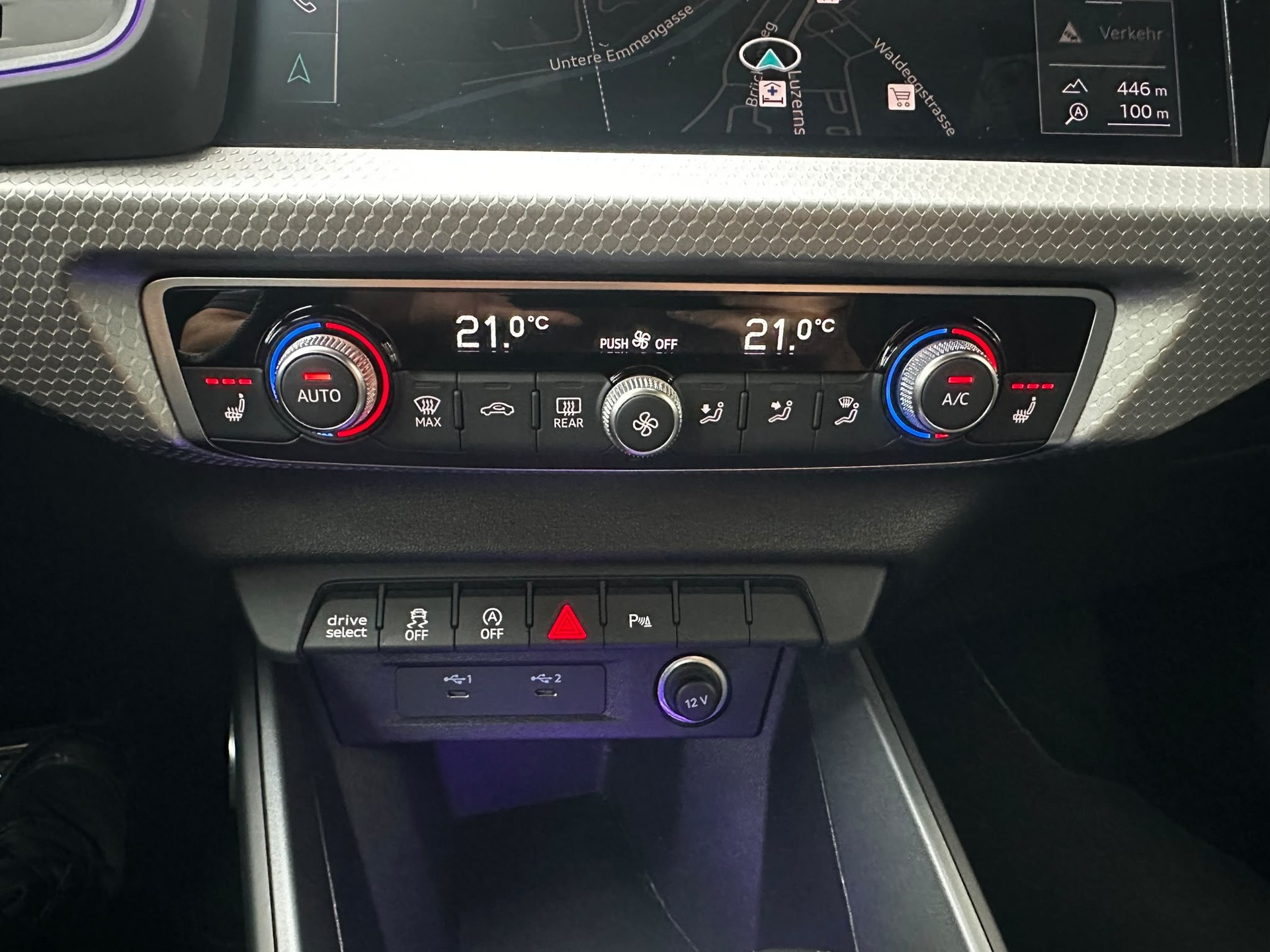 AUDI A1 Sportback 30 TFSI S Line S-tronic-image-10