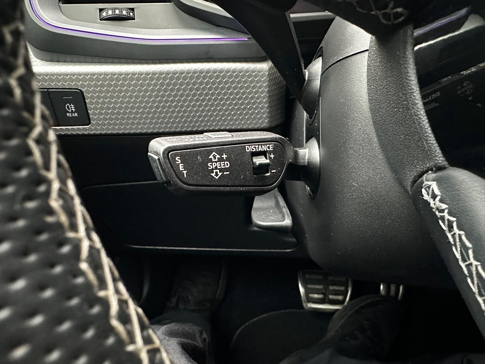 AUDI A1 Sportback 30 TFSI S Line S-tronic-image-12