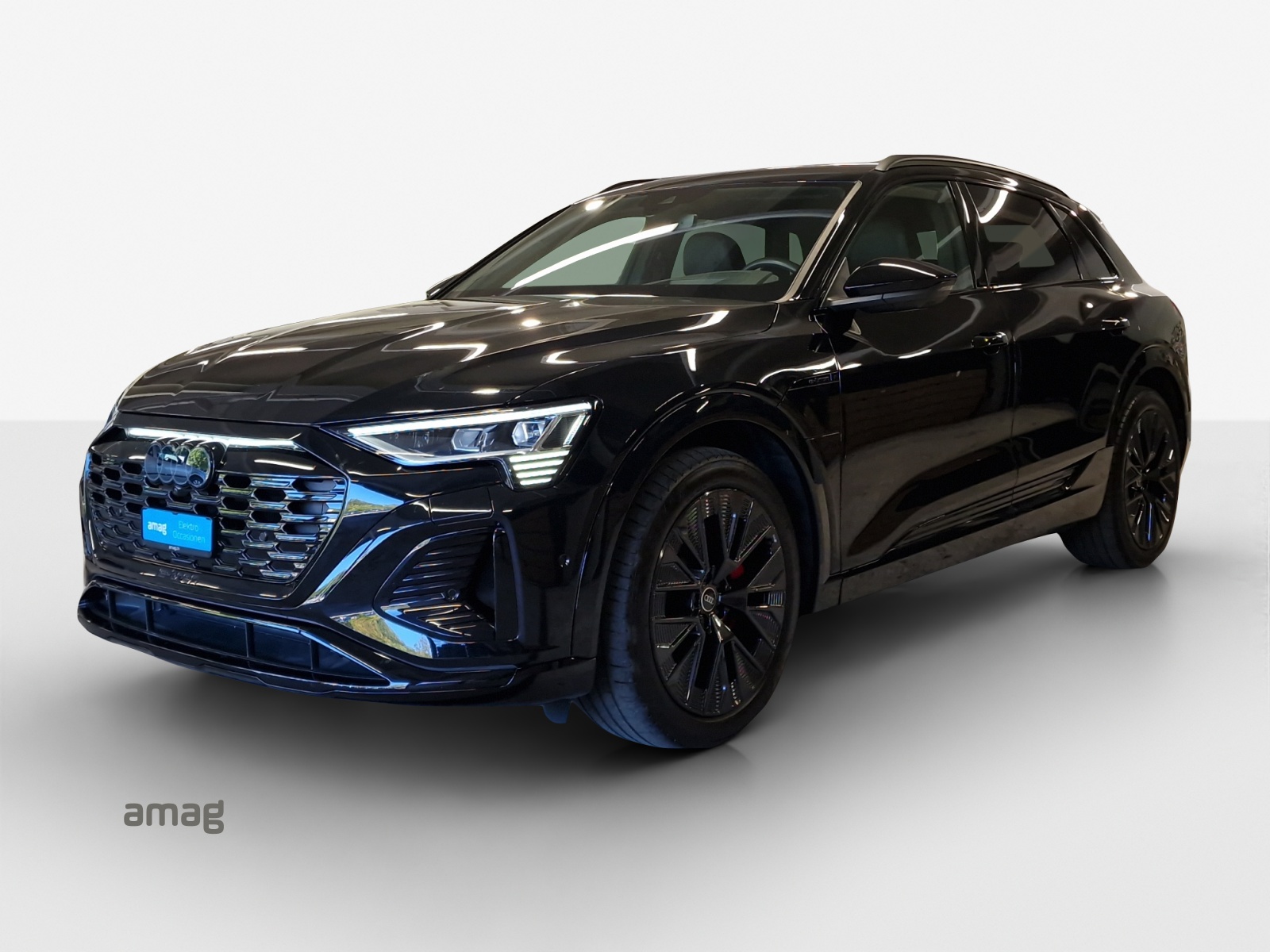 AUDI Q8 55 e-tron Black Edition quattro-image-0