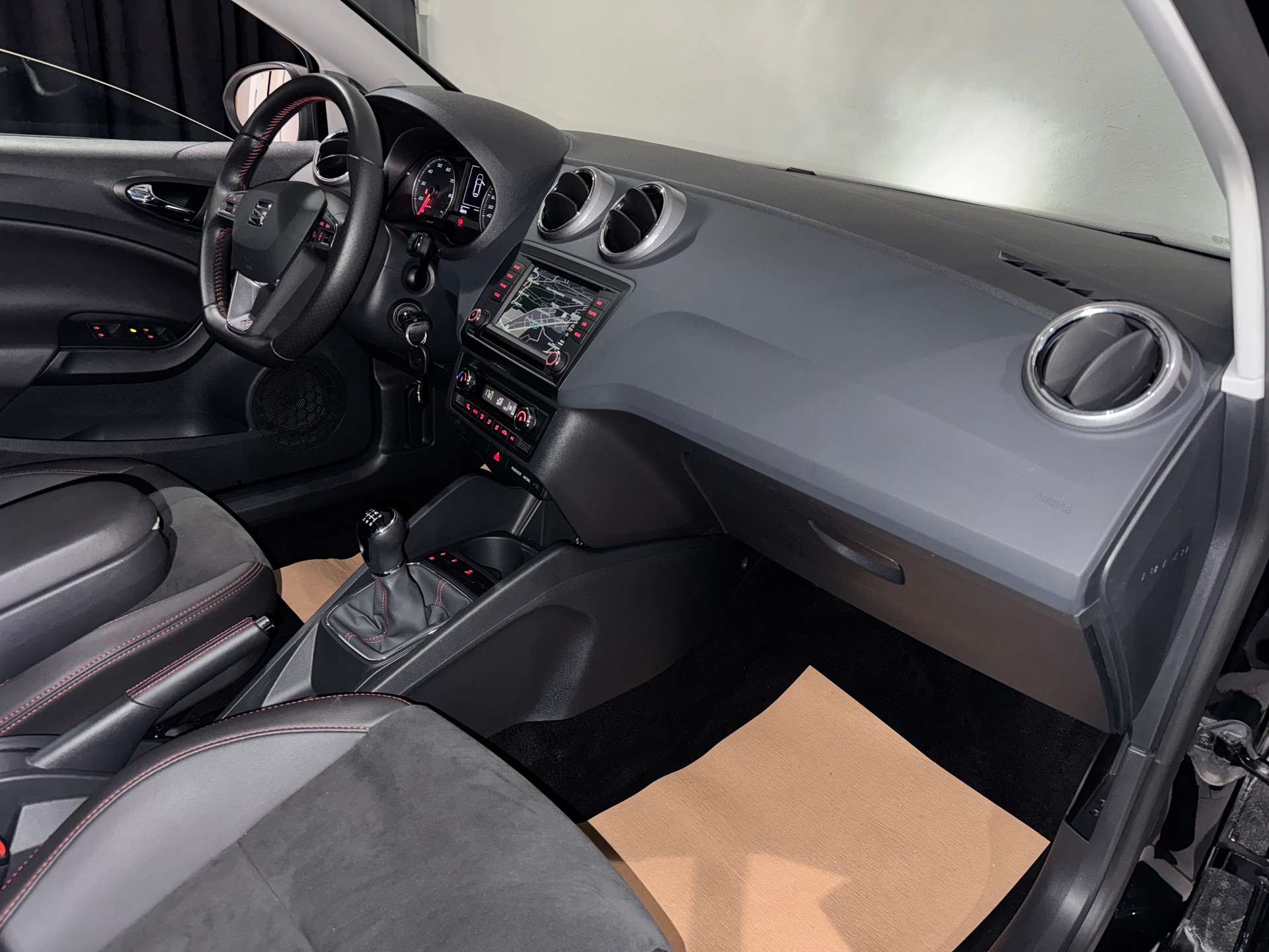 SEAT Ibiza 1.0 EcoTSI FR Line-image-12