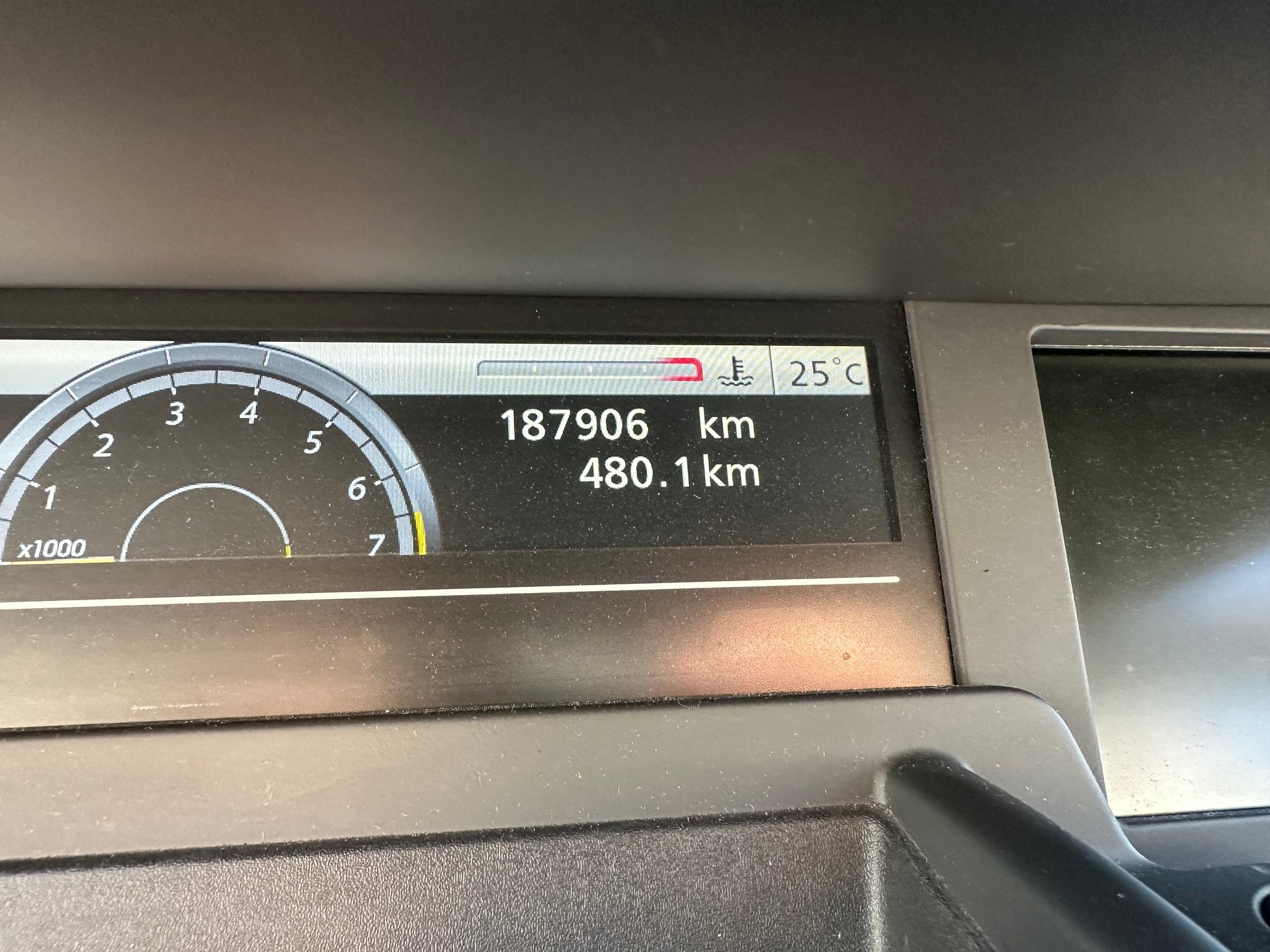 RENAULT Scénic 1.4 16V Turbo Dynamique-image-12