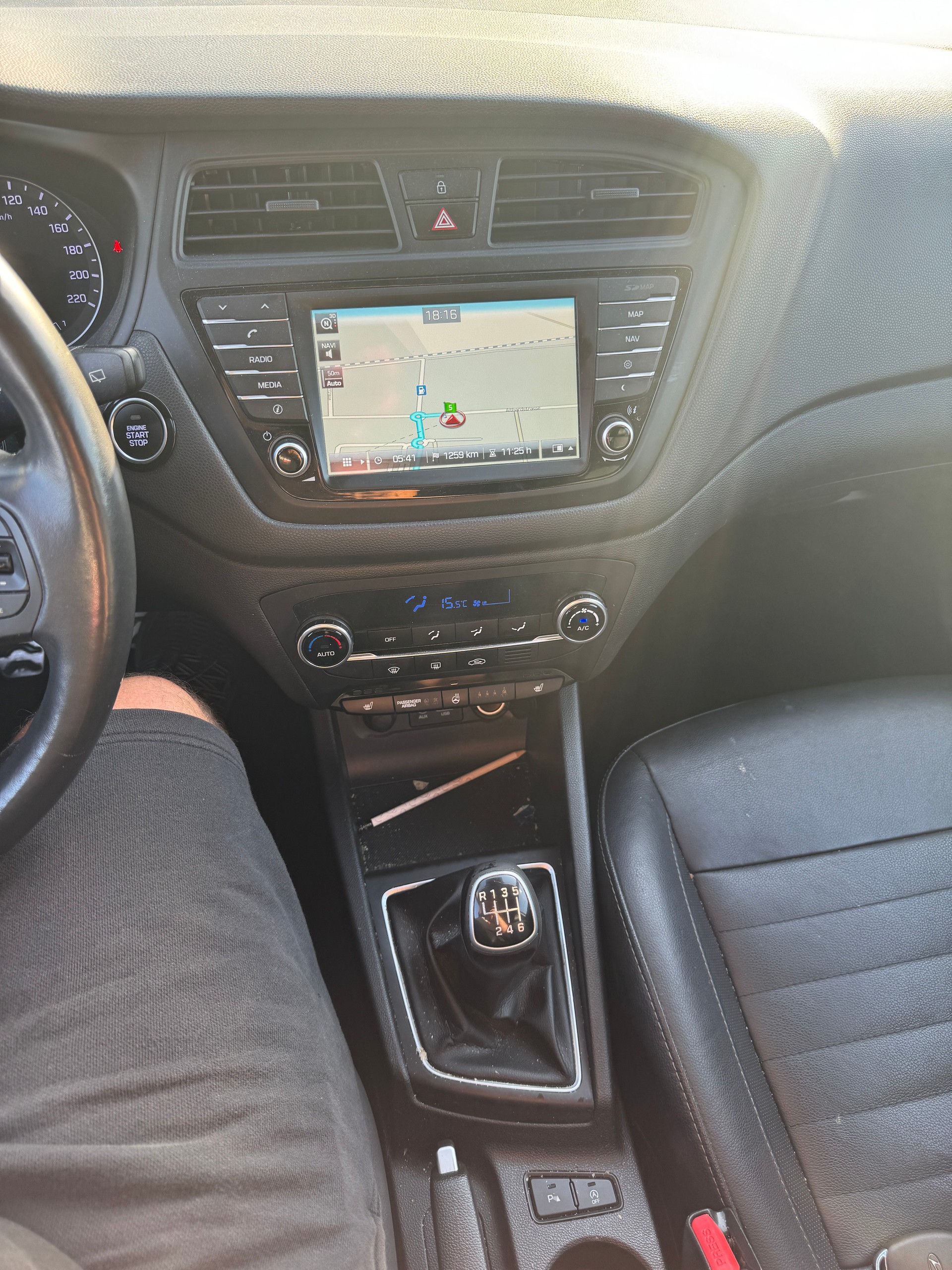 HYUNDAI i20 Active 1.0 T-GDi Amplia Cross (Klimatronik * Alufelgen * Sensoren * Multilenkrad + Leder * Led * Navigation * BO6)-image-10