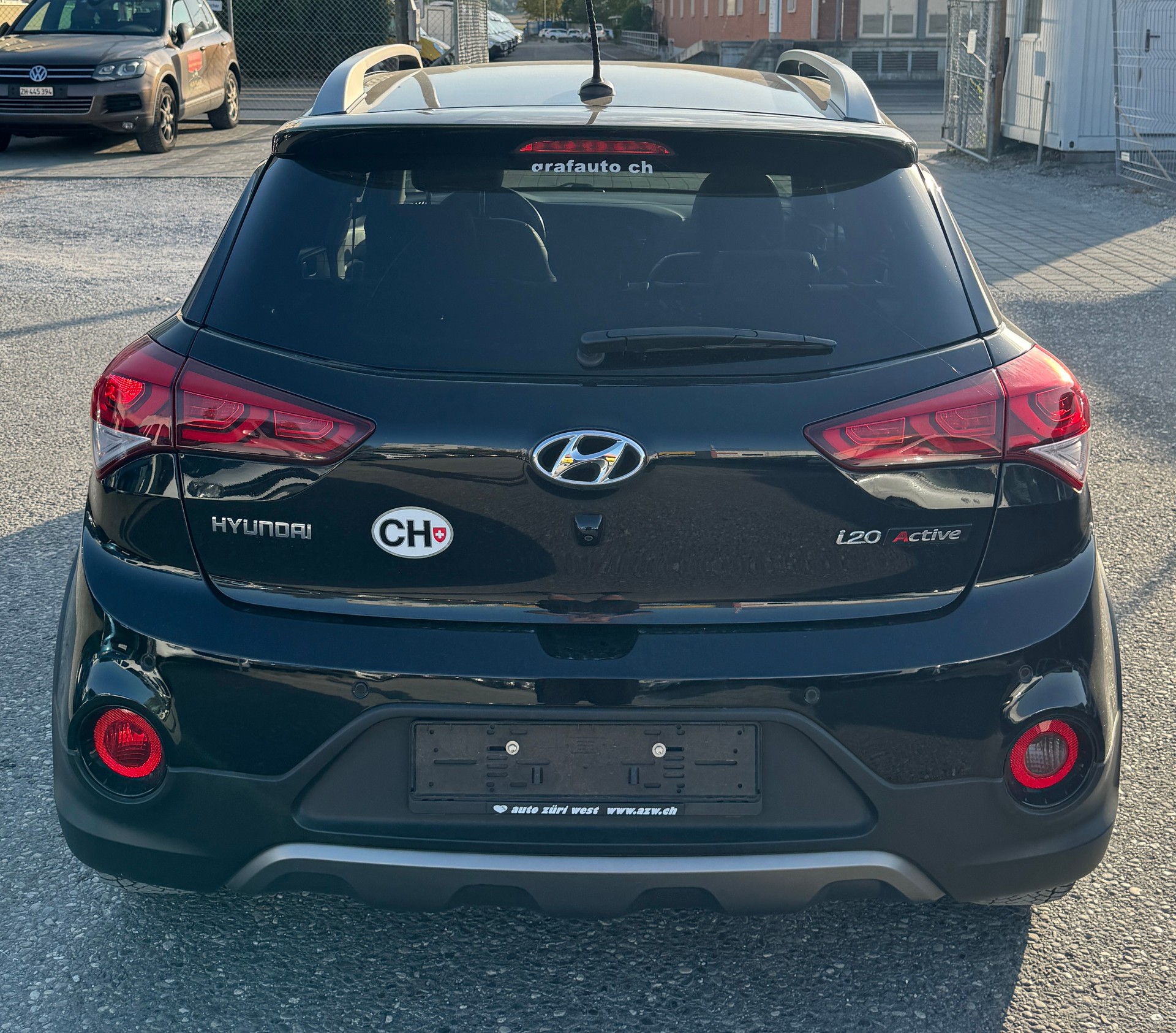 HYUNDAI i20 Active 1.0 T-GDi Amplia Cross (Klimatronik * Alufelgen * Sensoren * Multilenkrad + Leder * Led * Navigation * BO6)-image-1