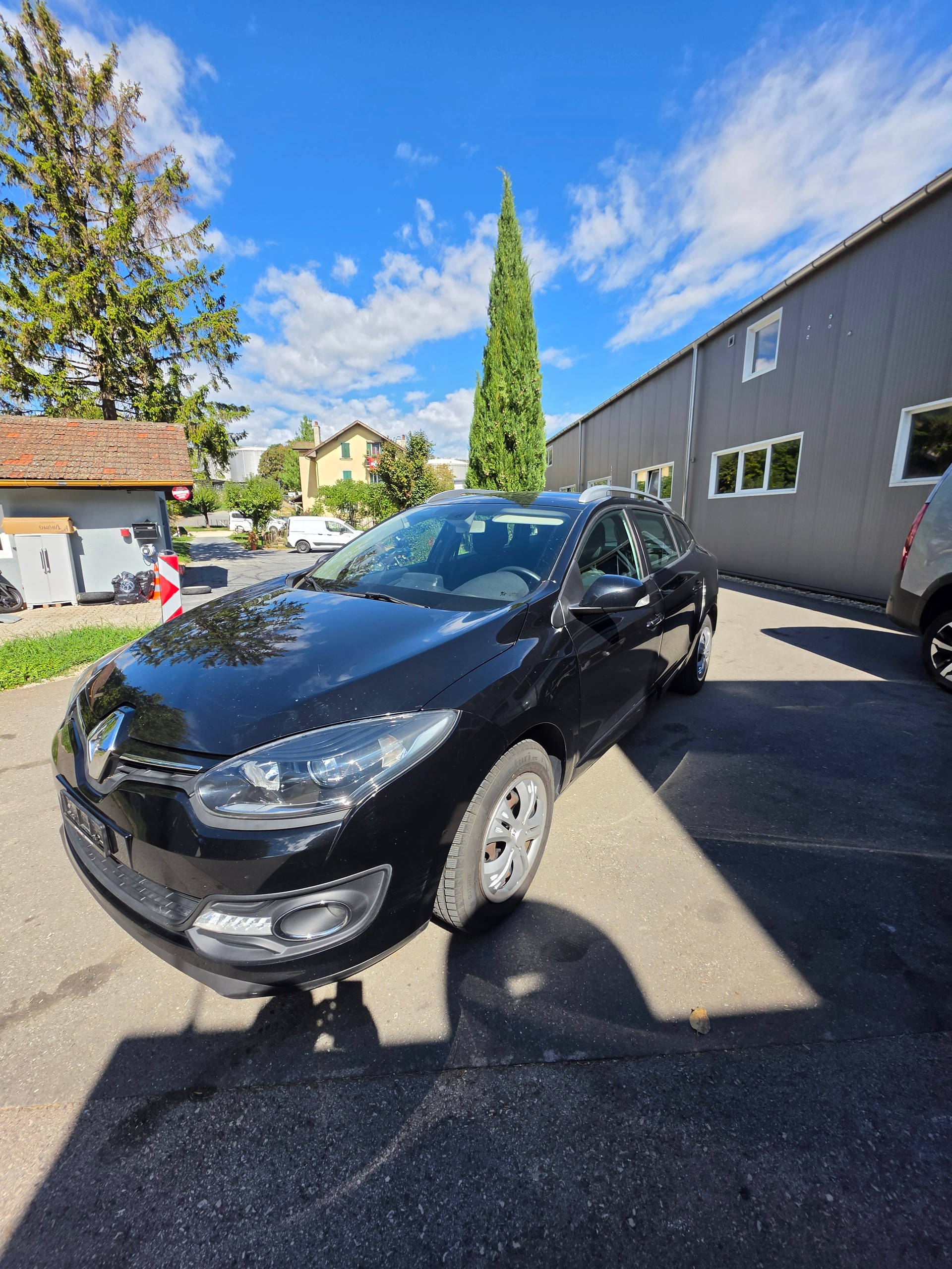 RENAULT Mégane Grandtour 1.2 16V Turbo Energy-image-0