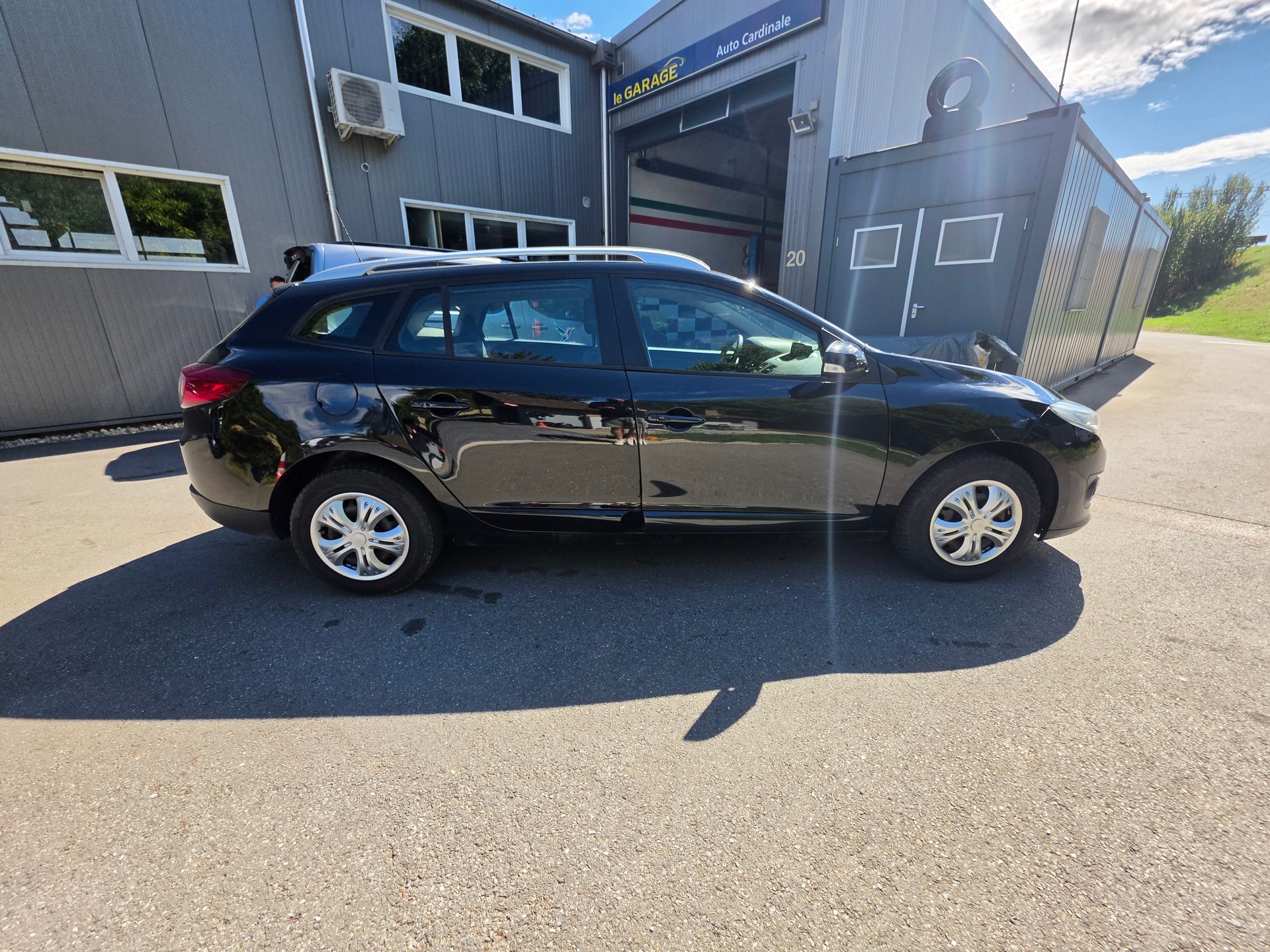 RENAULT Mégane Grandtour 1.2 16V Turbo Energy-image-3