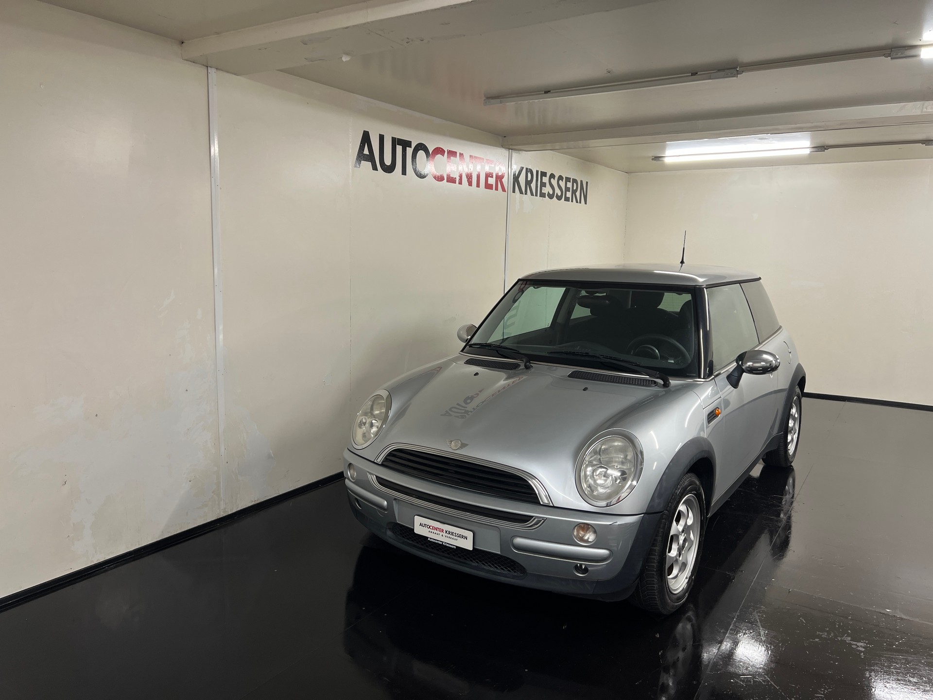 MINI One-image-1