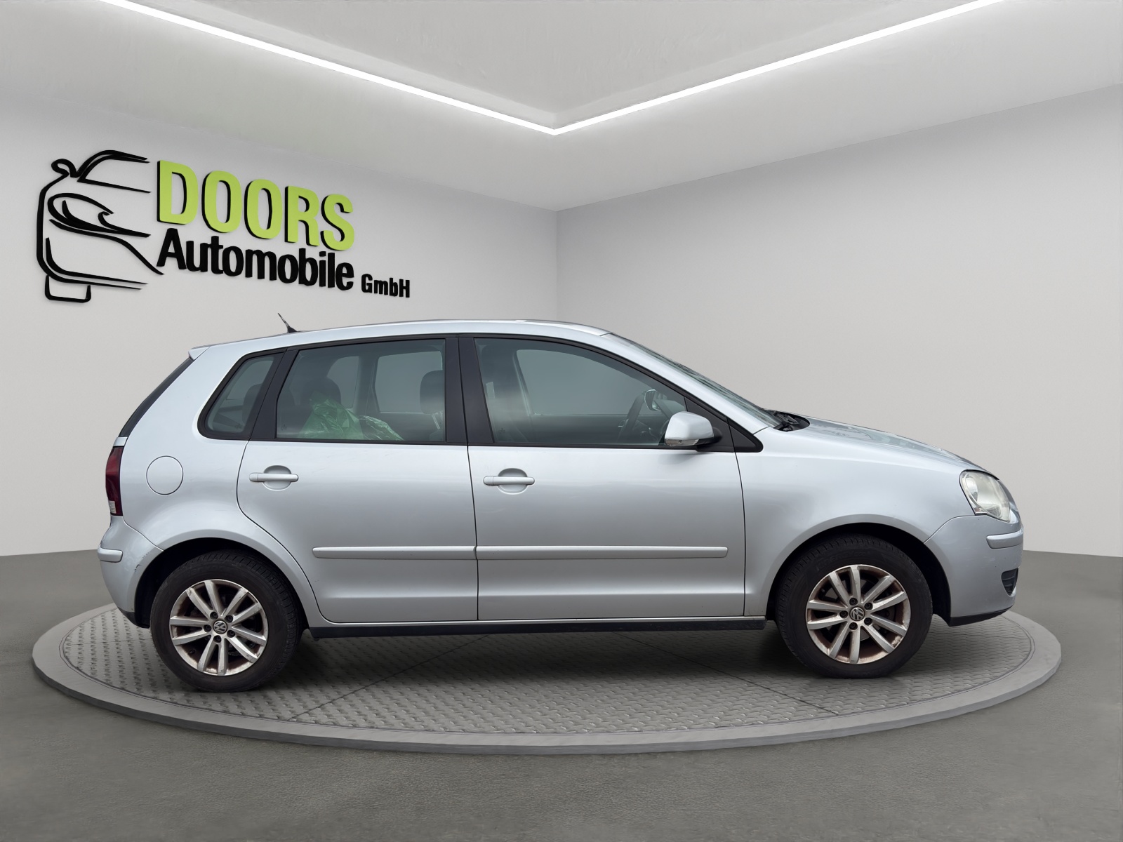 VW Polo 1.9 TDI Sportline-image-7