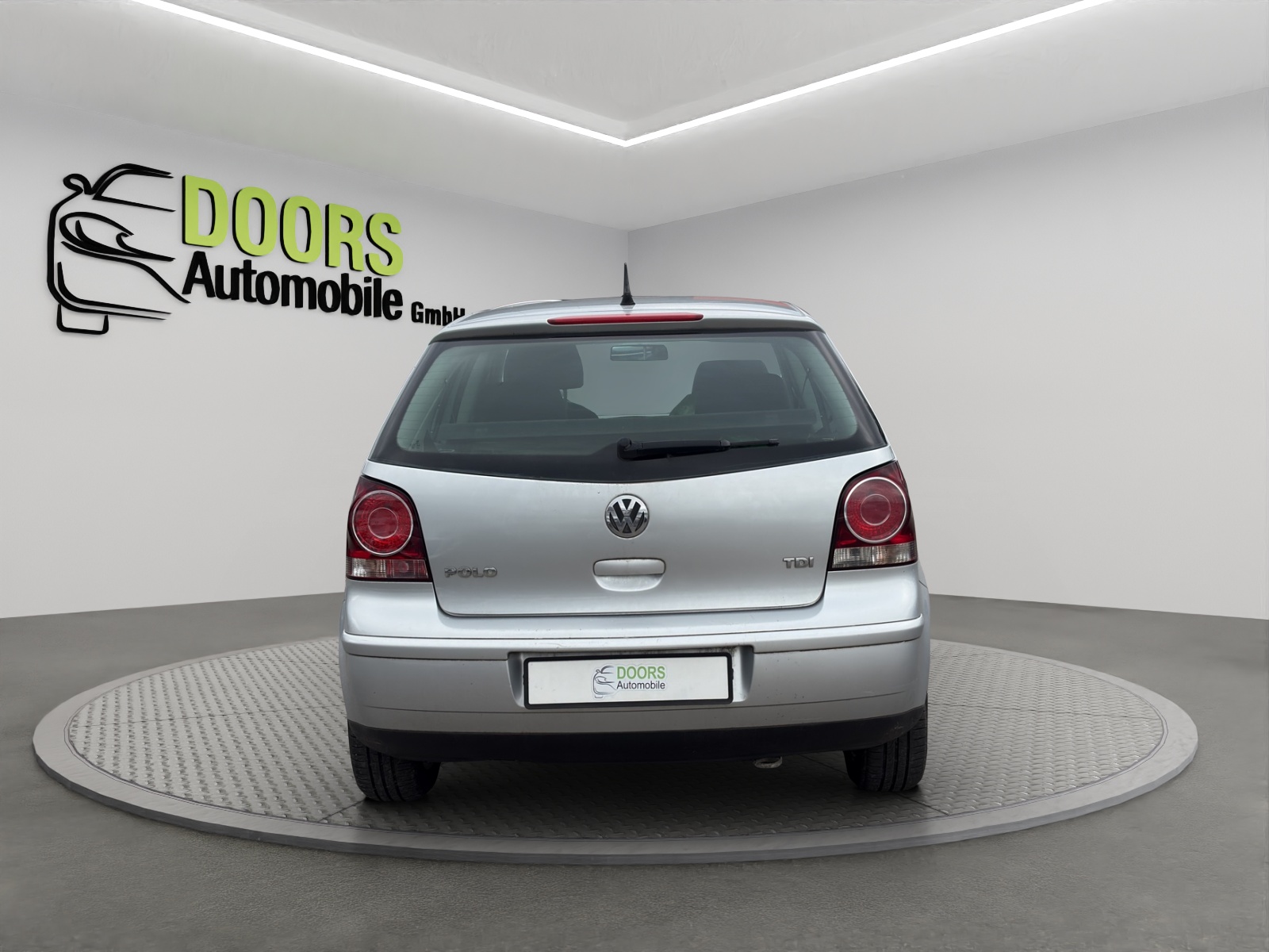 VW Polo 1.9 TDI Sportline-image-4