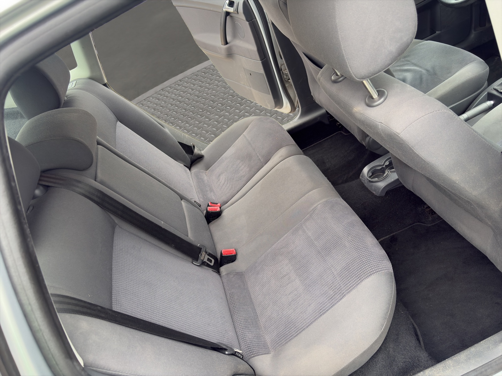 VW Polo 1.9 TDI Sportline-image-17