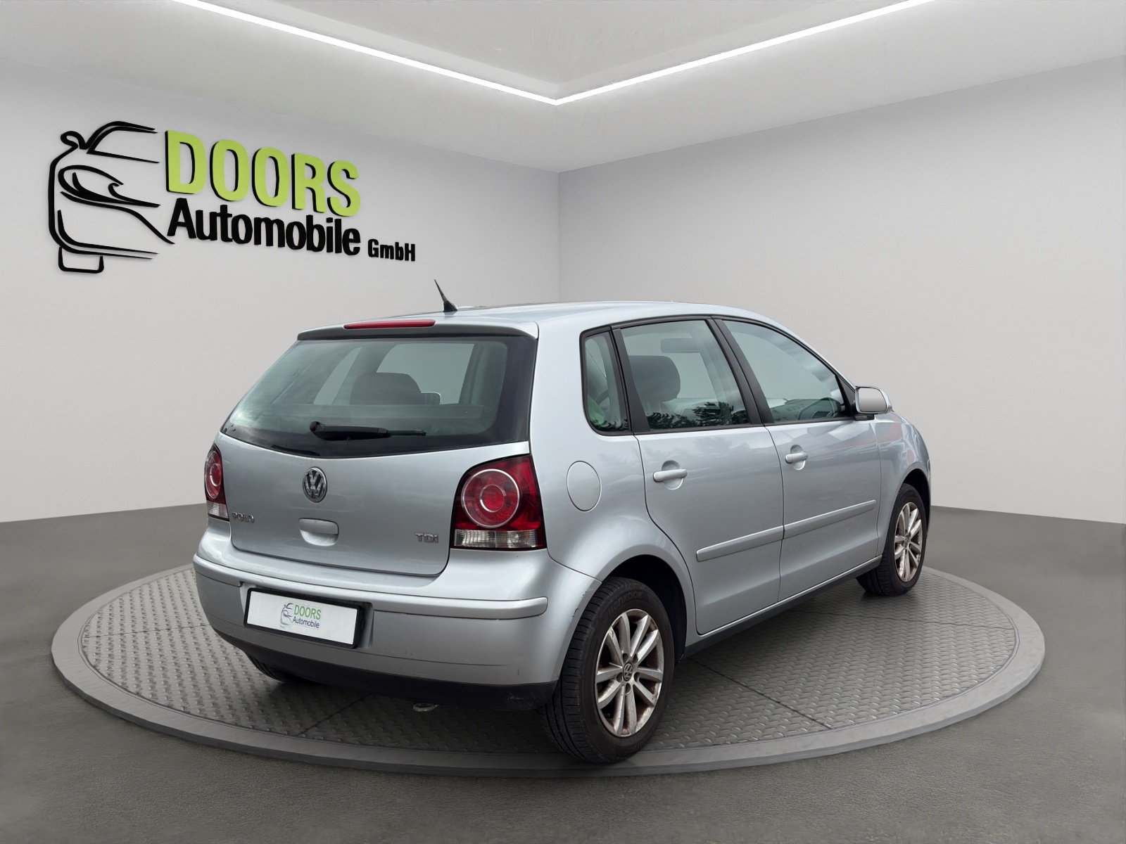 VW Polo 1.9 TDI Sportline-image-3