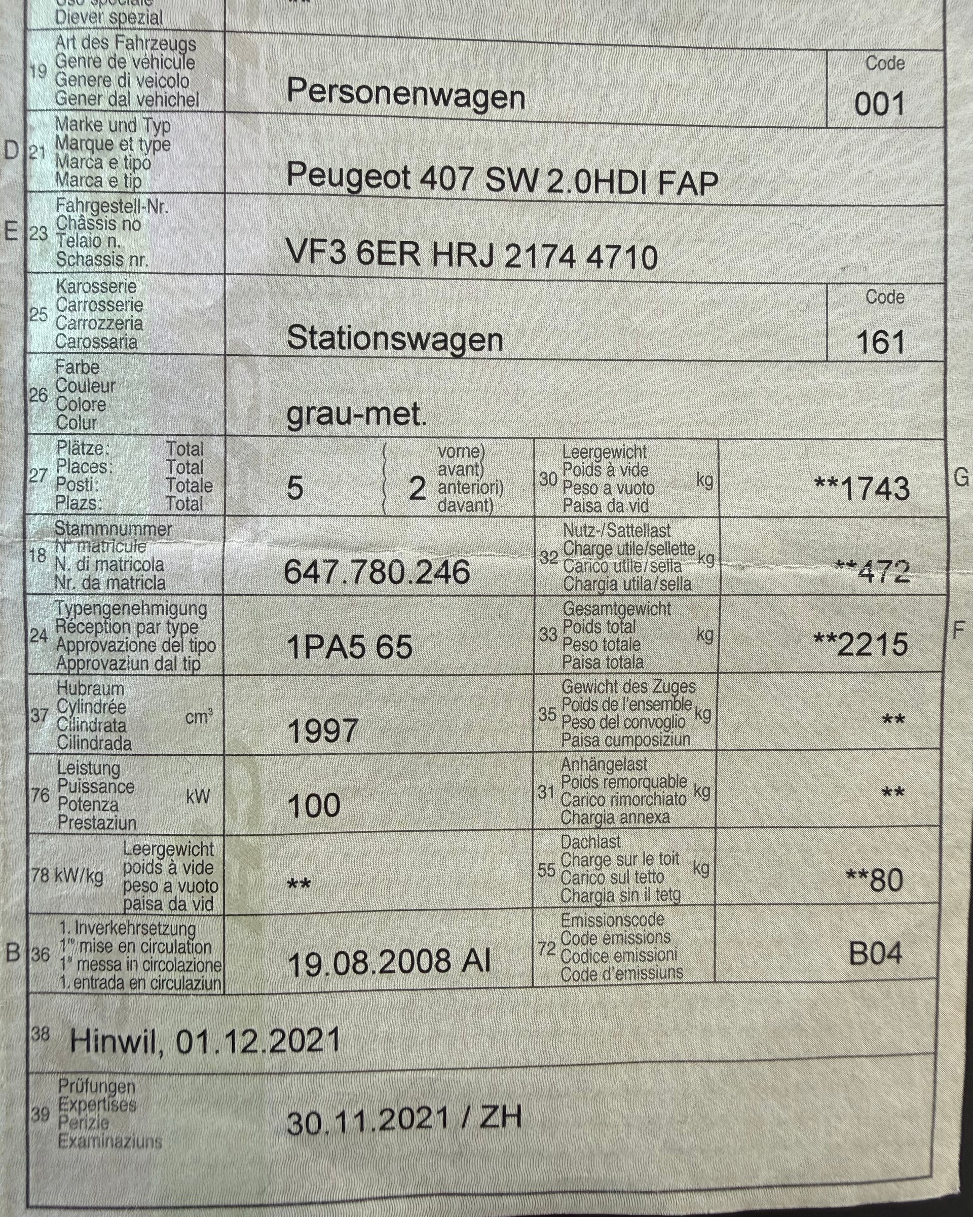 PEUGEOT 407 SW 2.0 HDI Confort Automatic-image-13