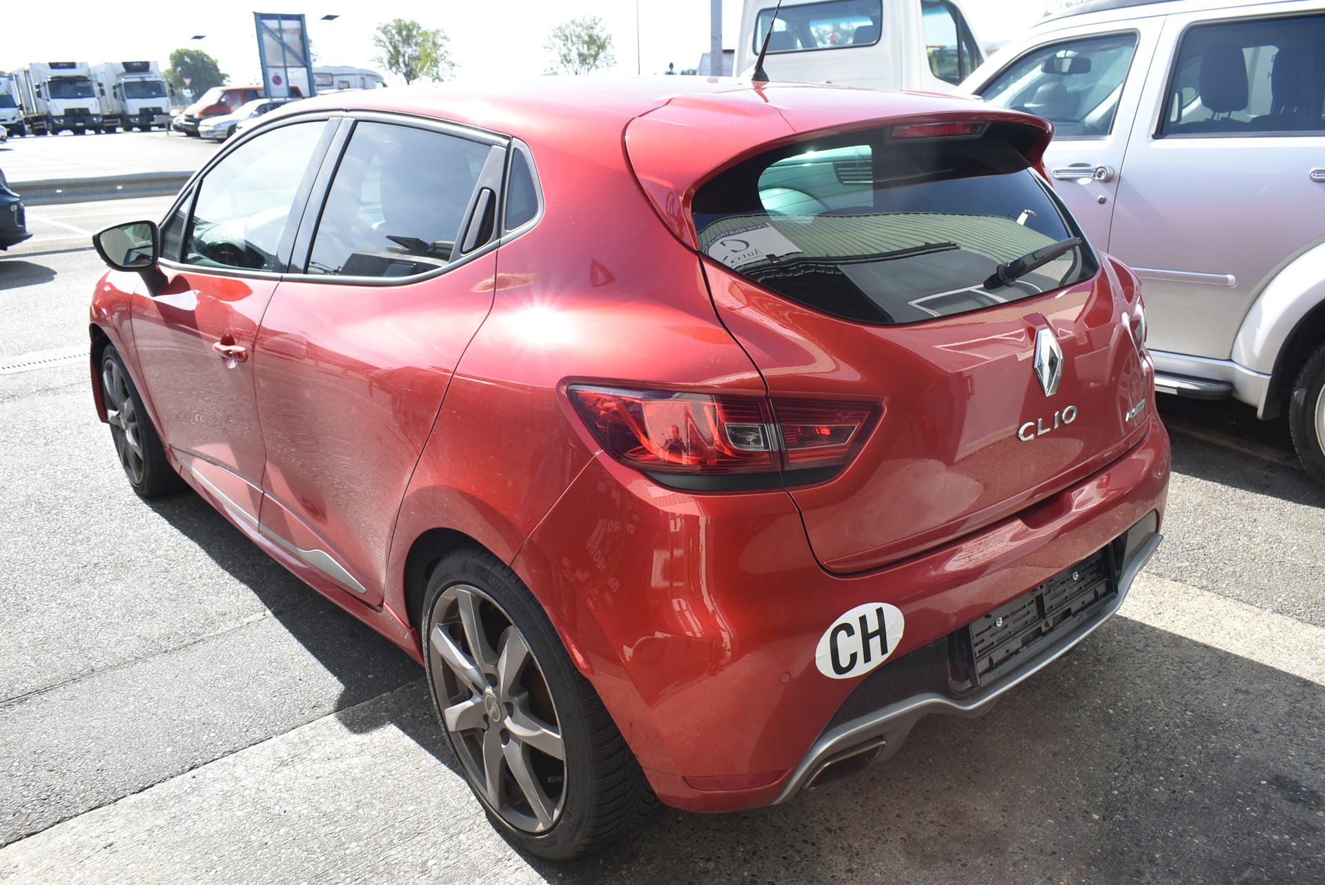 RENAULT Clio 1.6 T RS 200 EDC-image-5