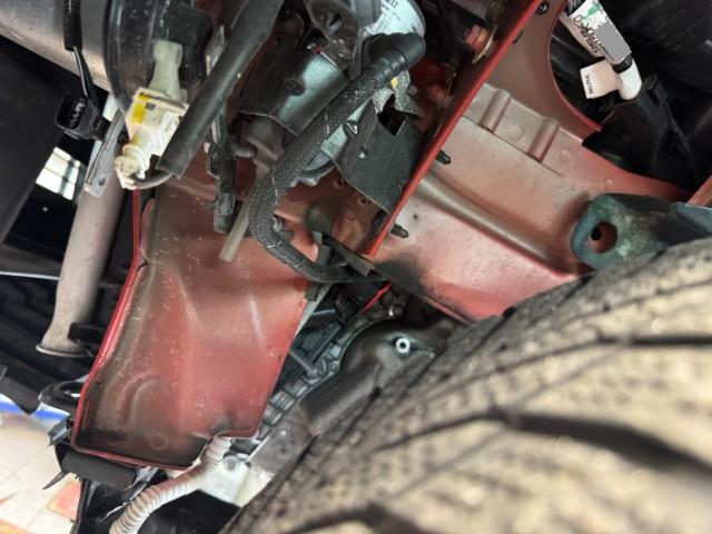 RENAULT Clio 1.6 T RS 200 EDC-image-15
