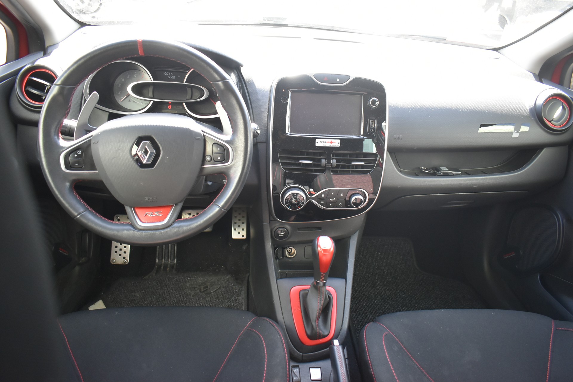RENAULT Clio 1.6 T RS 200 EDC-image-4
