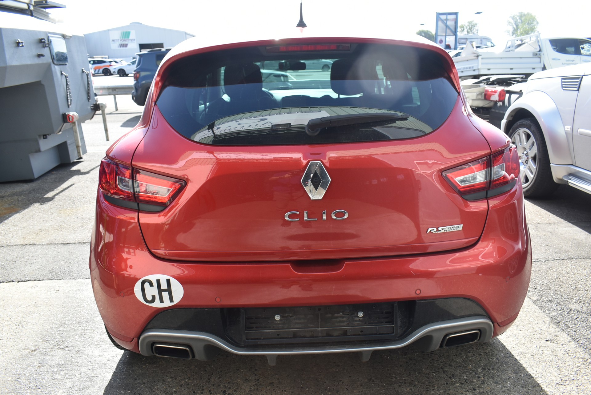 RENAULT Clio 1.6 T RS 200 EDC-image-6
