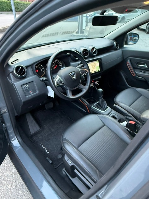 DACIA Duster TCe 150 Extreme EDC 4x2-image-9