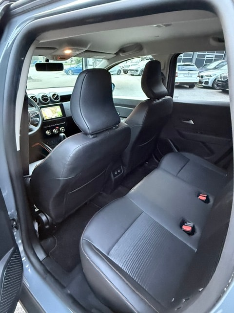 DACIA Duster TCe 150 Extreme EDC 4x2-image-14