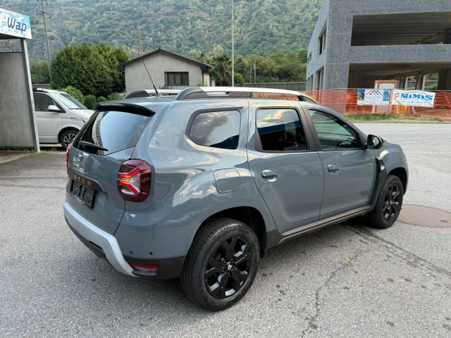 DACIA Duster TCe 150 Extreme EDC 4x2-image-5