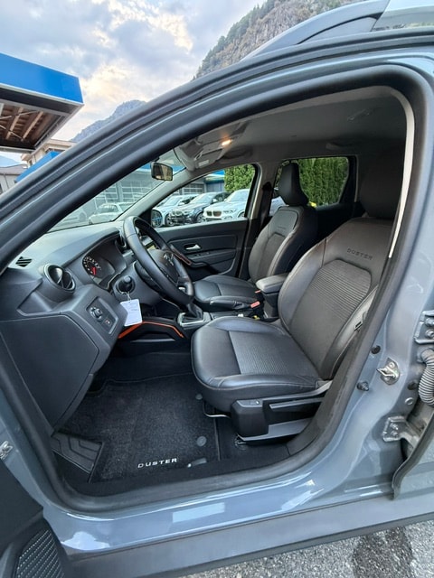 DACIA Duster TCe 150 Extreme EDC 4x2-image-10