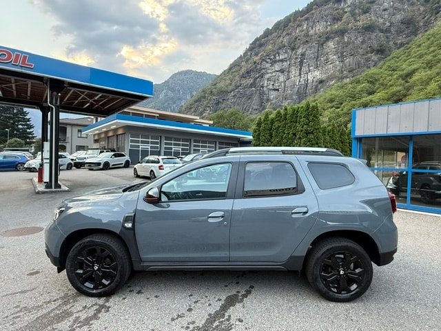 DACIA Duster TCe 150 Extreme EDC 4x2-image-8