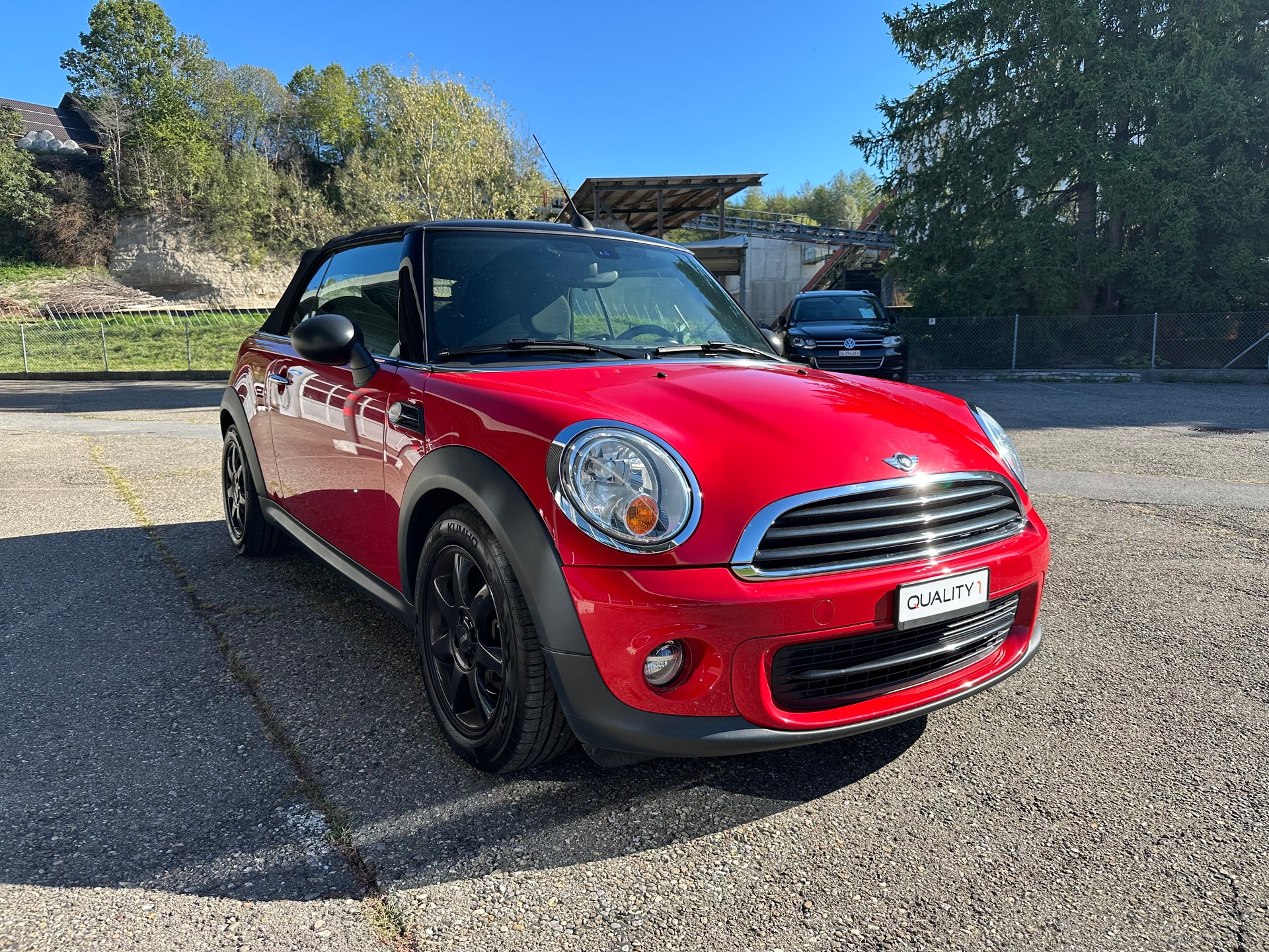 MINI One Cabriolet-image-5