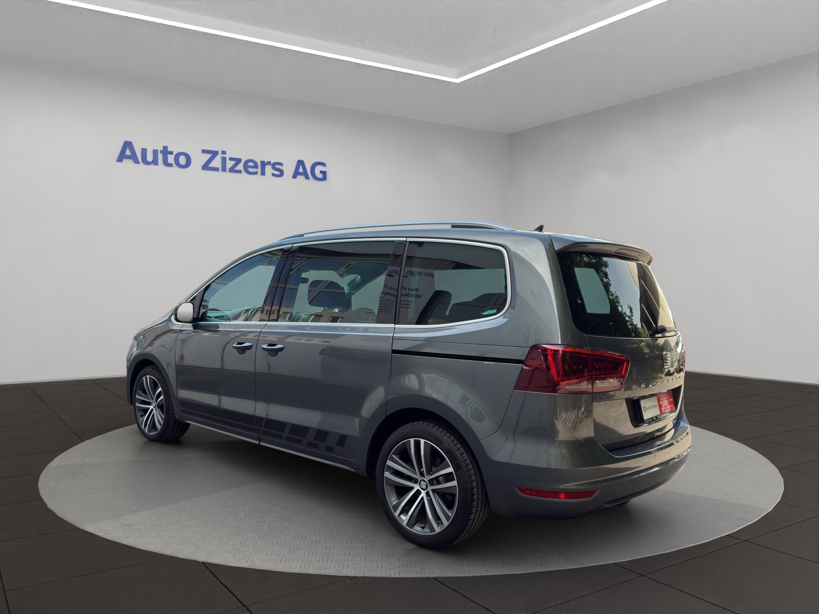 SEAT Alhambra 2.0 TDI 4Drive Style-image-2