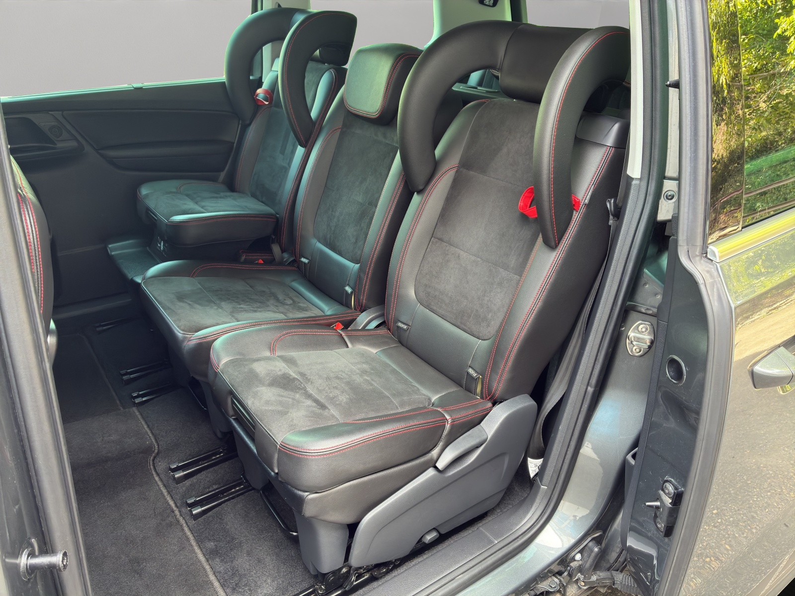 SEAT Alhambra 2.0 TDI 4Drive Style-image-10