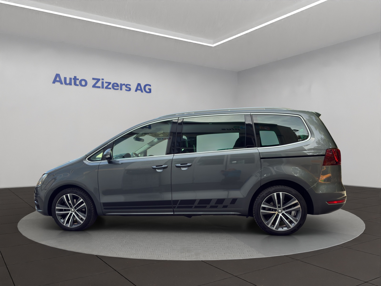 SEAT Alhambra 2.0 TDI 4Drive Style-image-1