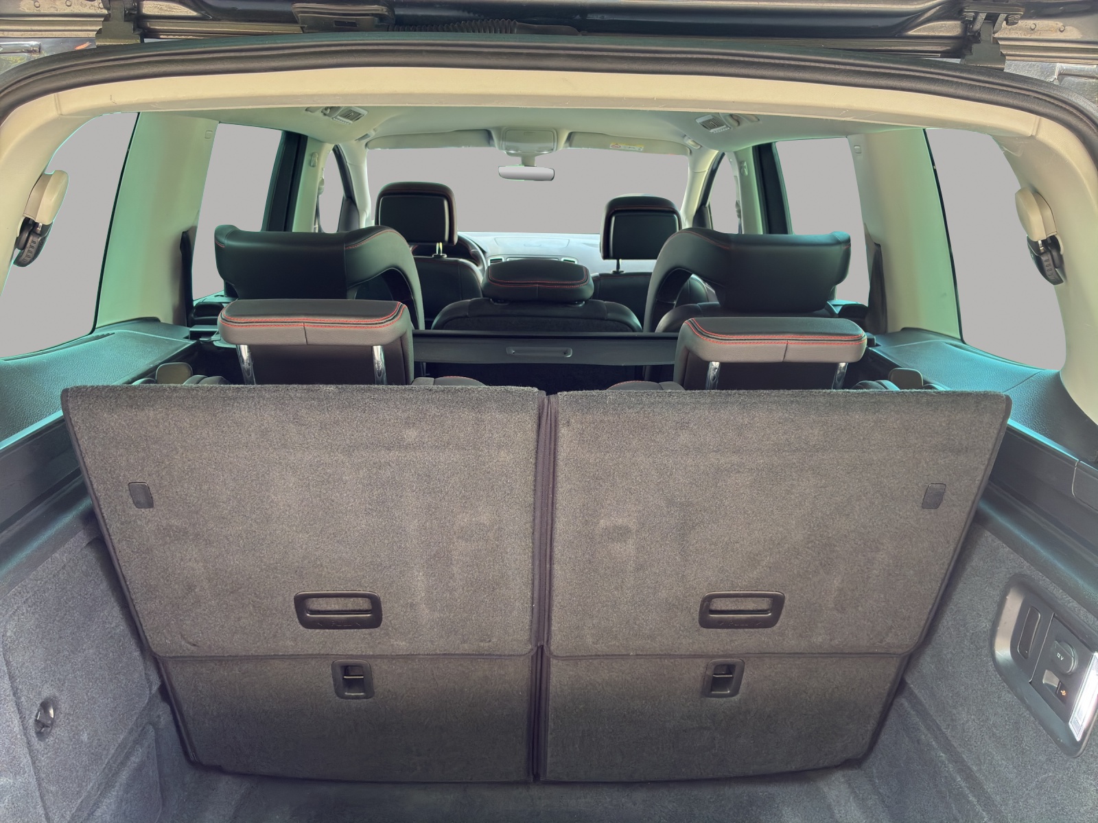 SEAT Alhambra 2.0 TDI 4Drive Style-image-13