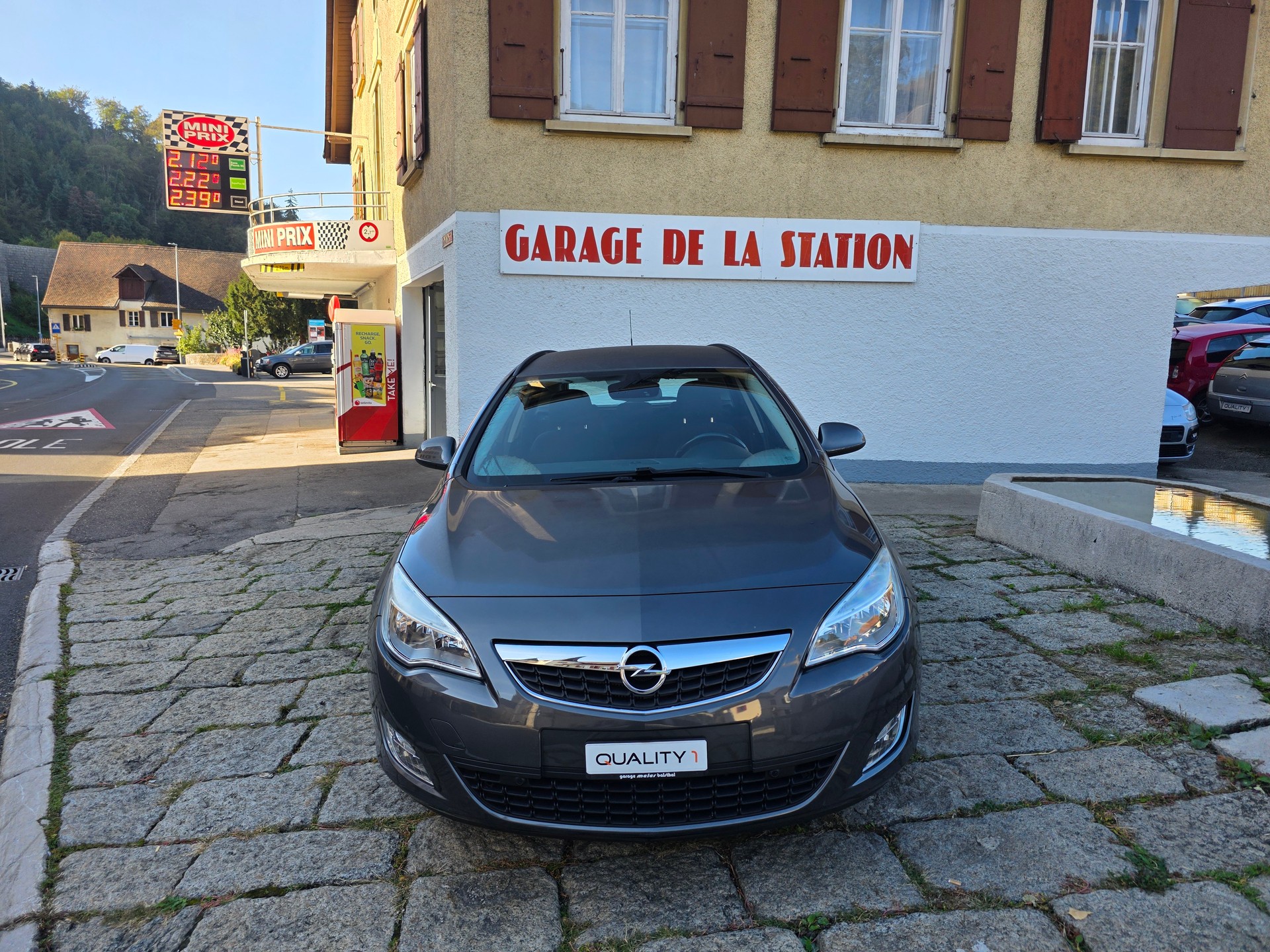 OPEL Astra SportsTourer 1.4i 16V Turbo Enjoy-image-1