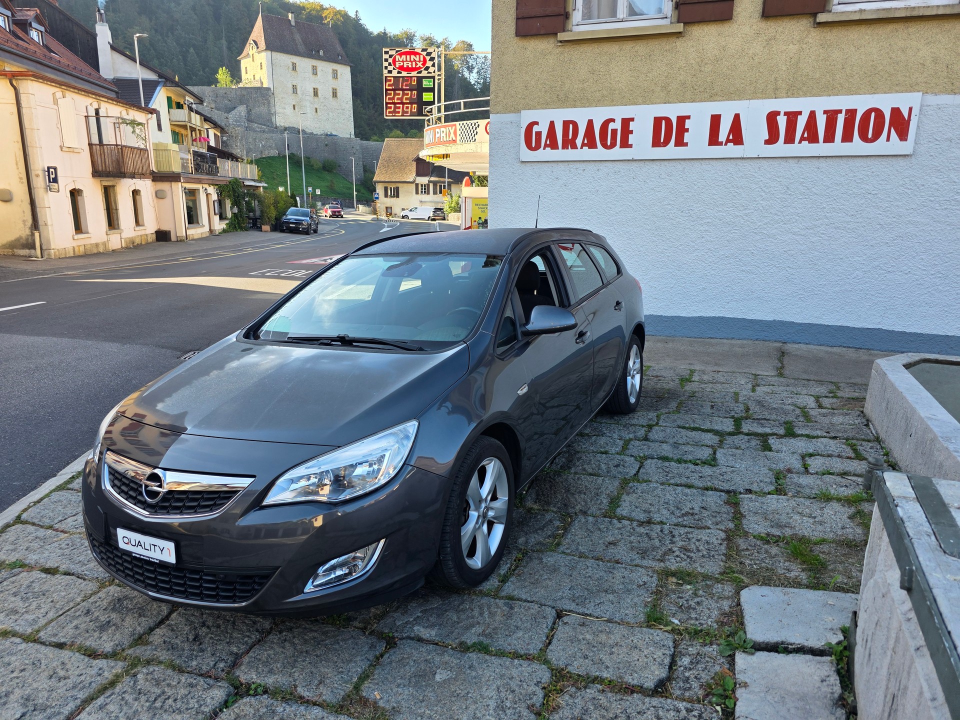 OPEL Astra SportsTourer 1.4i 16V Turbo Enjoy-image-0