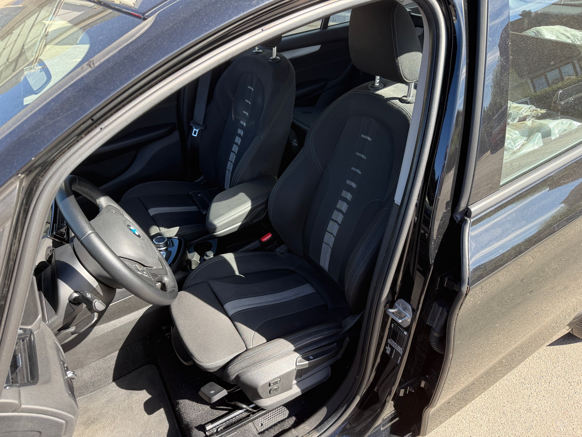 BMW 218d Gran Tourer Steptronic-image-5