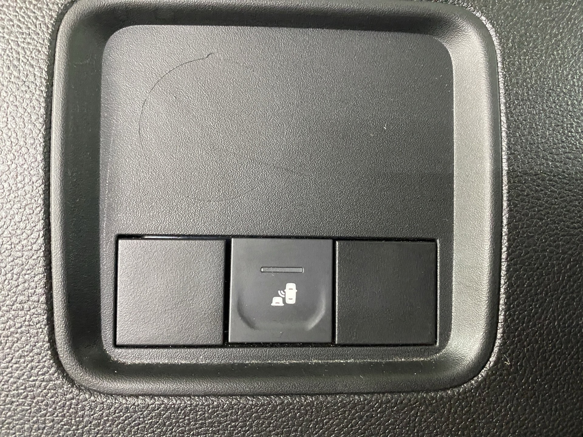 DACIA Duster TCe 150 Journey+ 4x4-image-17