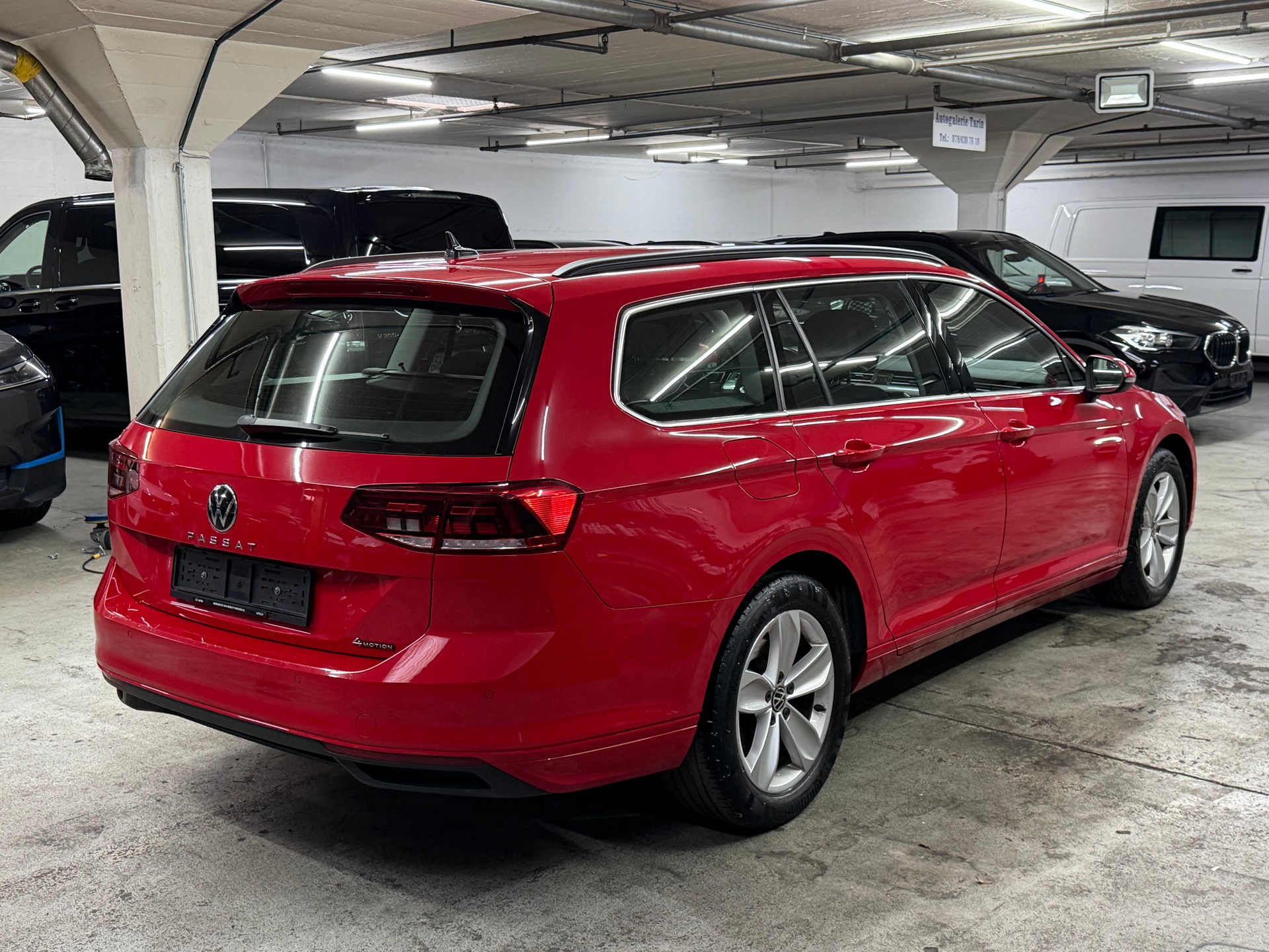 VW Passat 2.0 TDI BMT Business 4Motion DSG-image-12