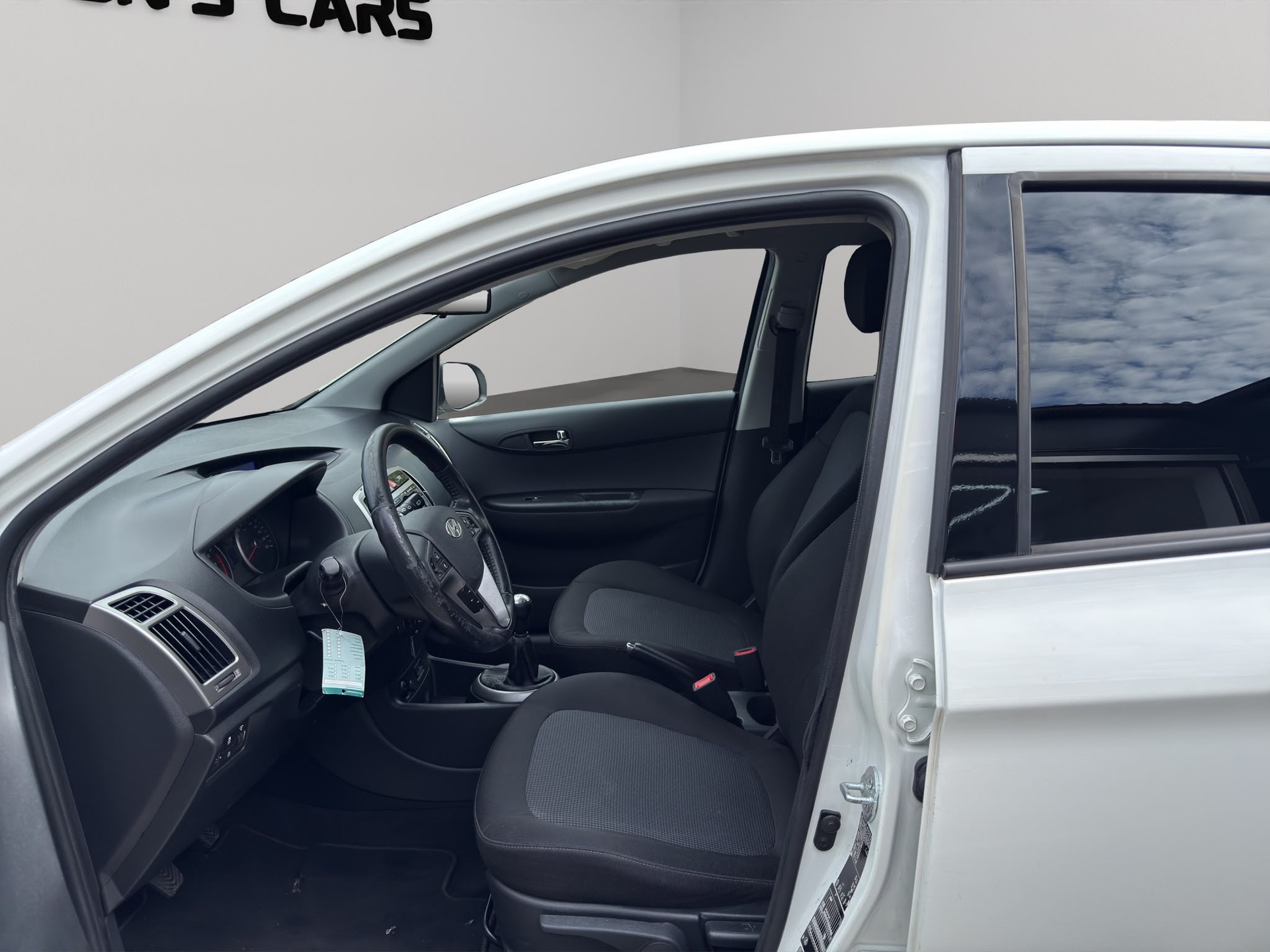 HYUNDAI i20 1.2 Pica-image-11