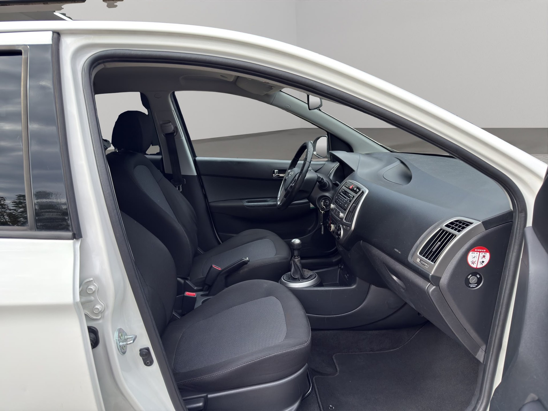 HYUNDAI i20 1.2 Pica-image-9