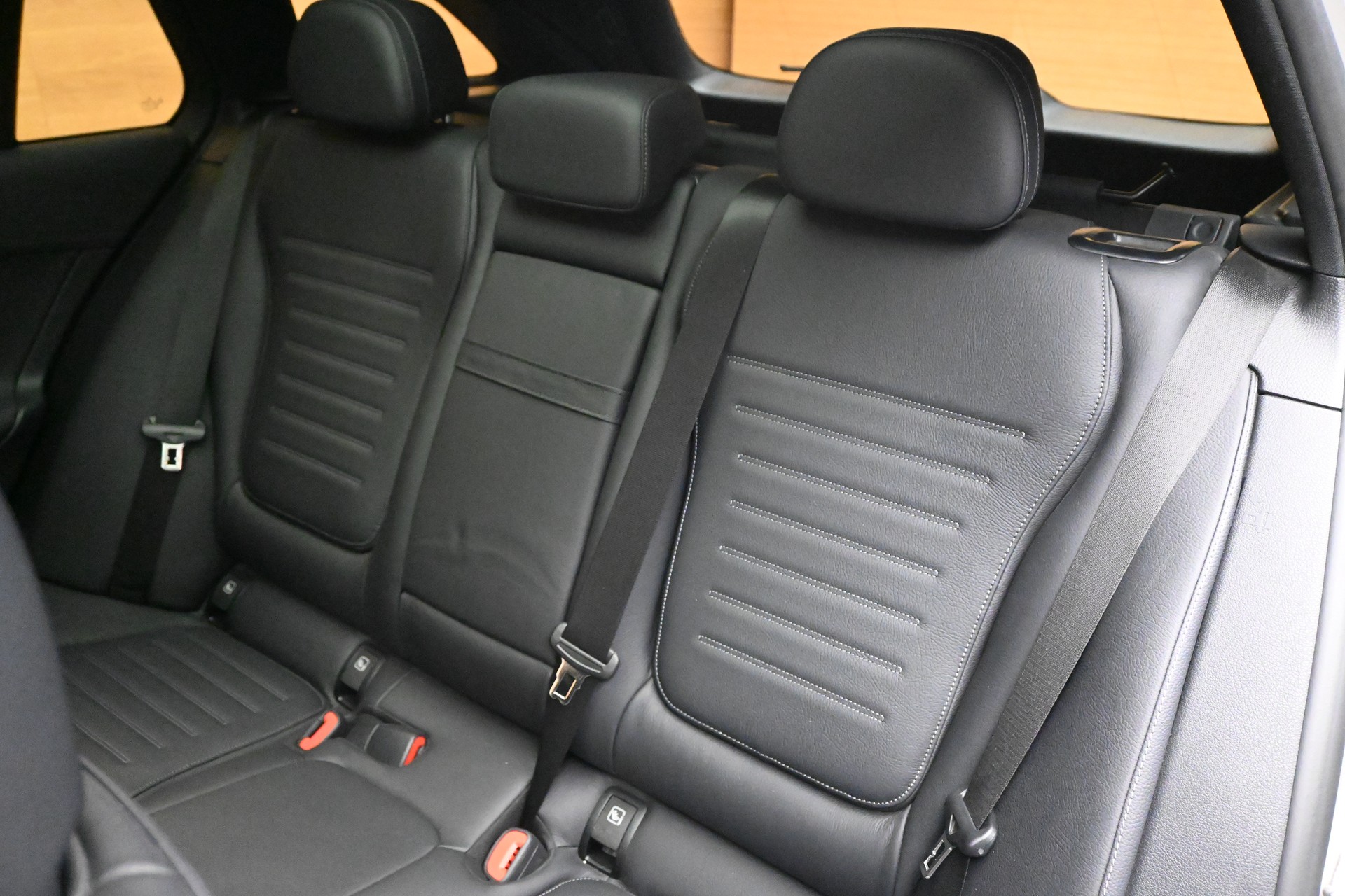 MERCEDES-BENZ C 220 d T 4 Matic AMG Line Premium Plus-image-6