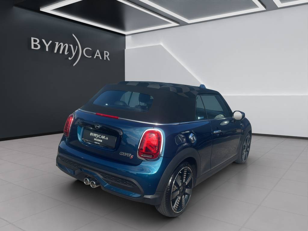 MINI Cooper S Cabriolet-image-4