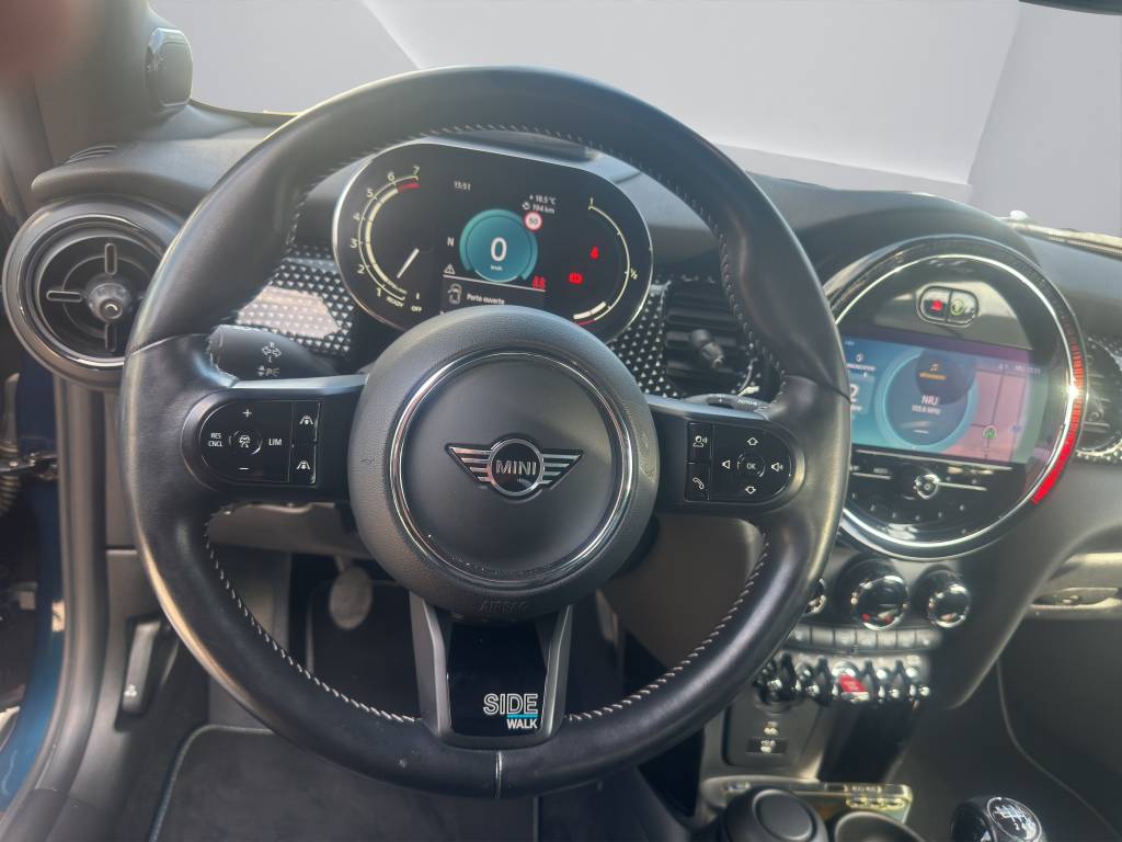 MINI Cooper S Cabriolet-image-14